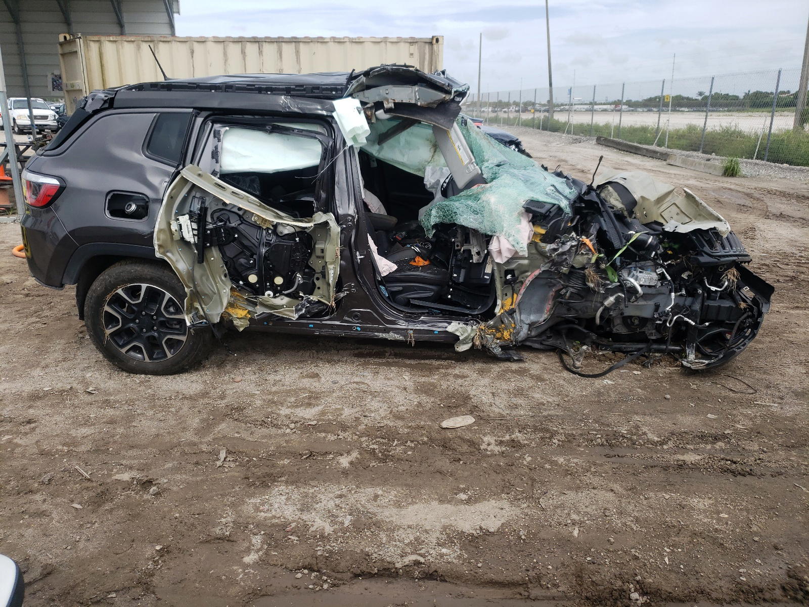 Photo 9 from auction – 2020 JEEP COMPASS TR with VIN 3C4NJDDB9LT171570