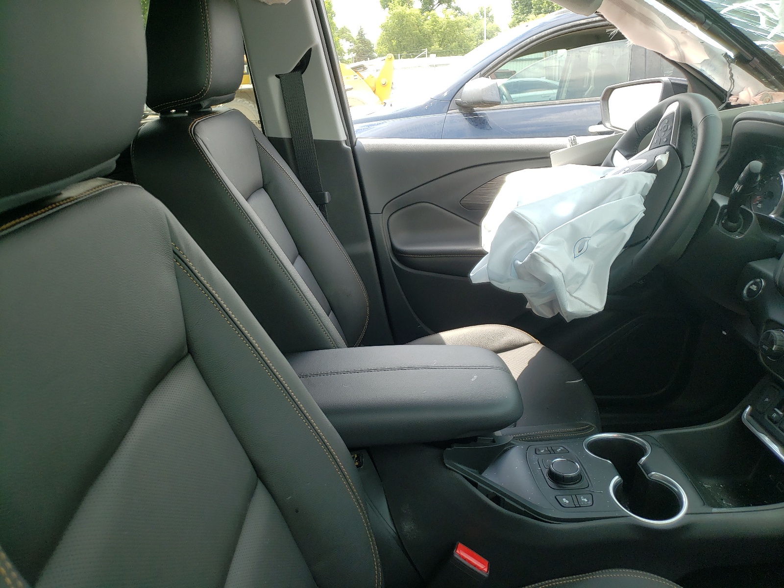 Photo 5 from auction – 2021 GMC TERRAIN SL with VIN 3GKALPEV5ML400917