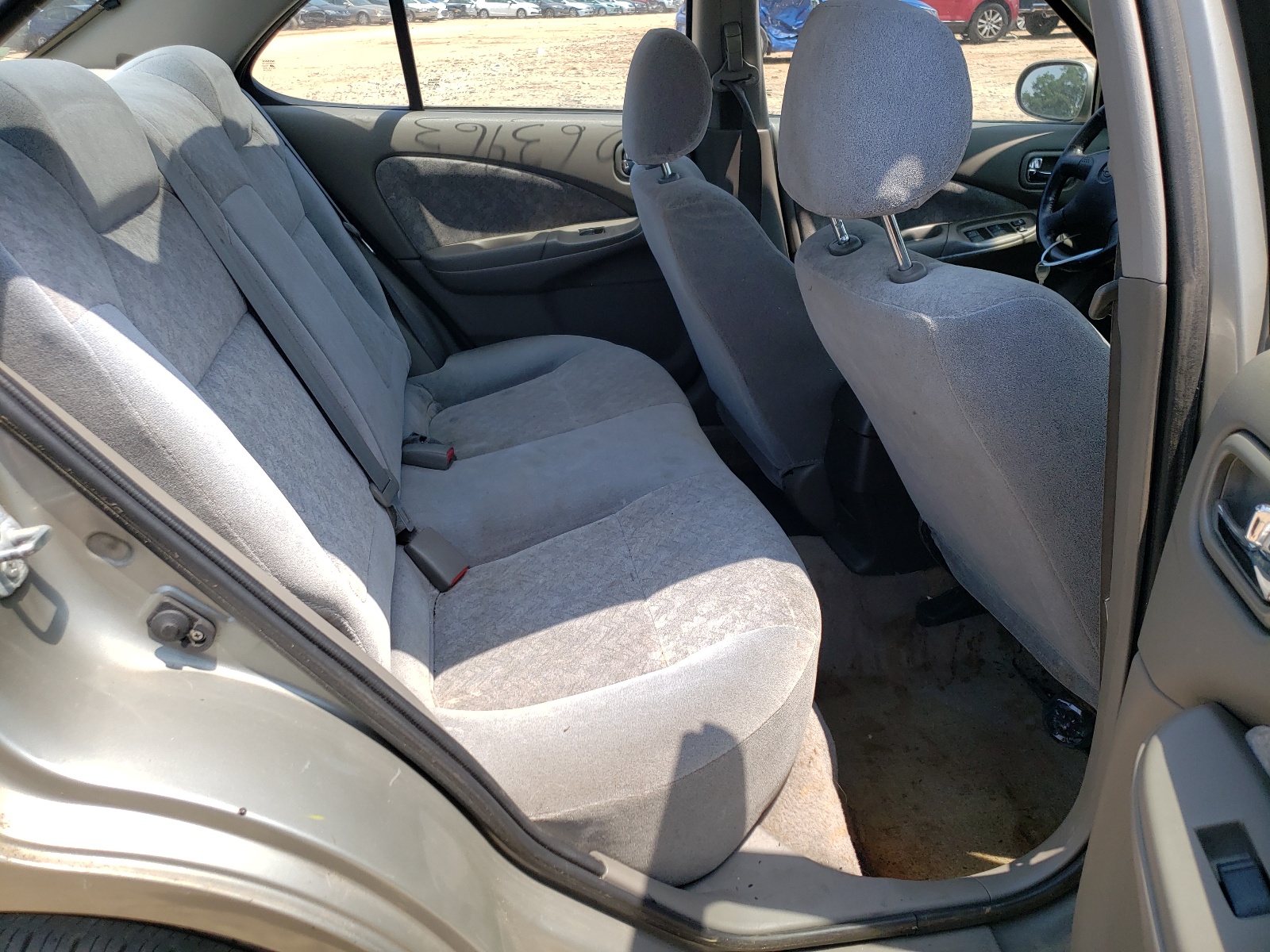 Photo 6 from auction – 2002 NISSAN SENTRA XE with VIN 3N1CB51D42L598415