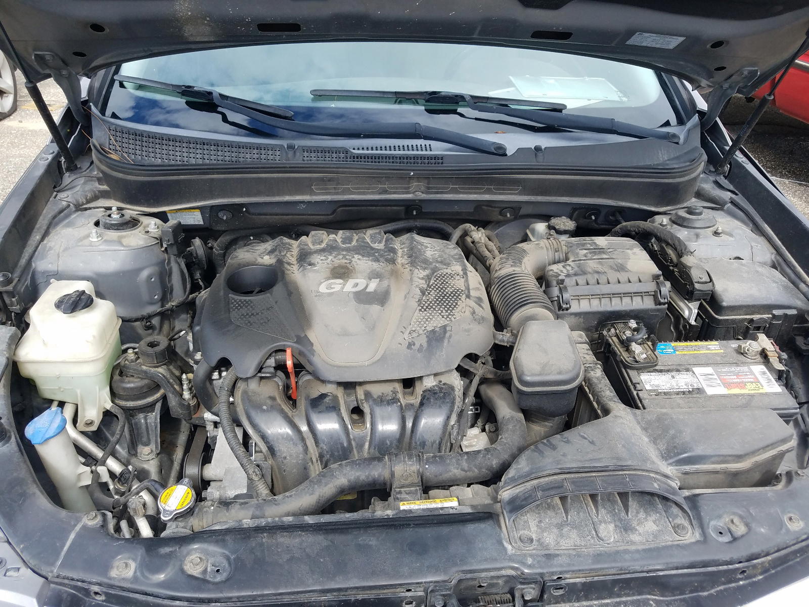Photo 7 from auction – 2011 HYUNDAI SONATA SE with VIN 5NPEC4AC6BH099748