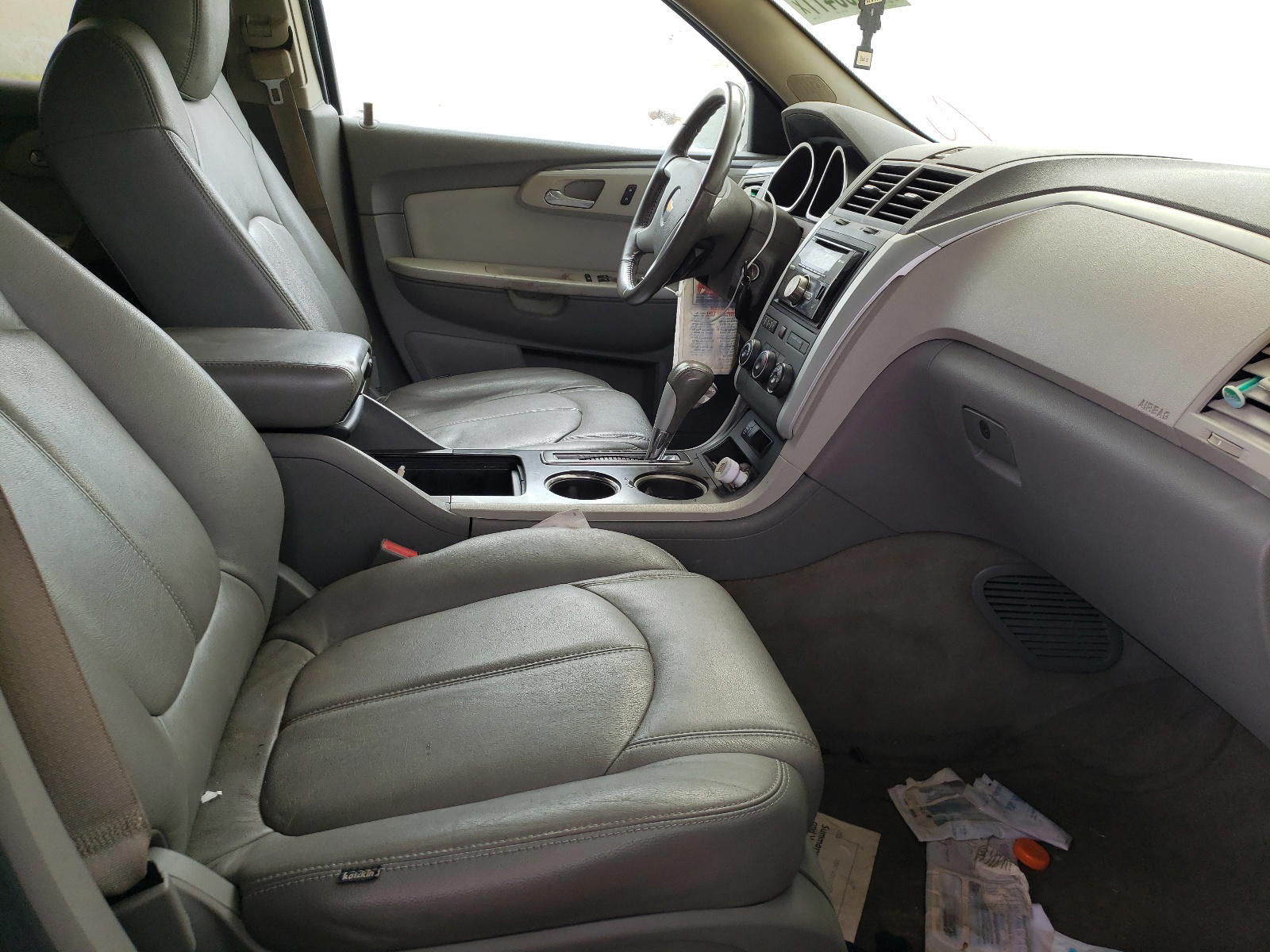 Photo 5 from auction – 2012 CHEVROLET TRAVERSE L with VIN 1GNKRGED0CJ250640
