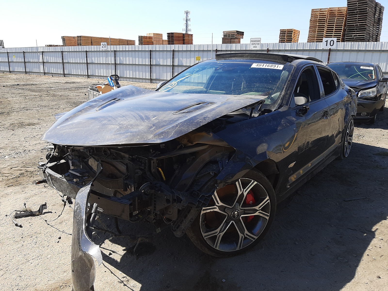Photo 2 from auction – 2019 KIA STINGER GT with VIN KNAE45LCXK6049555
