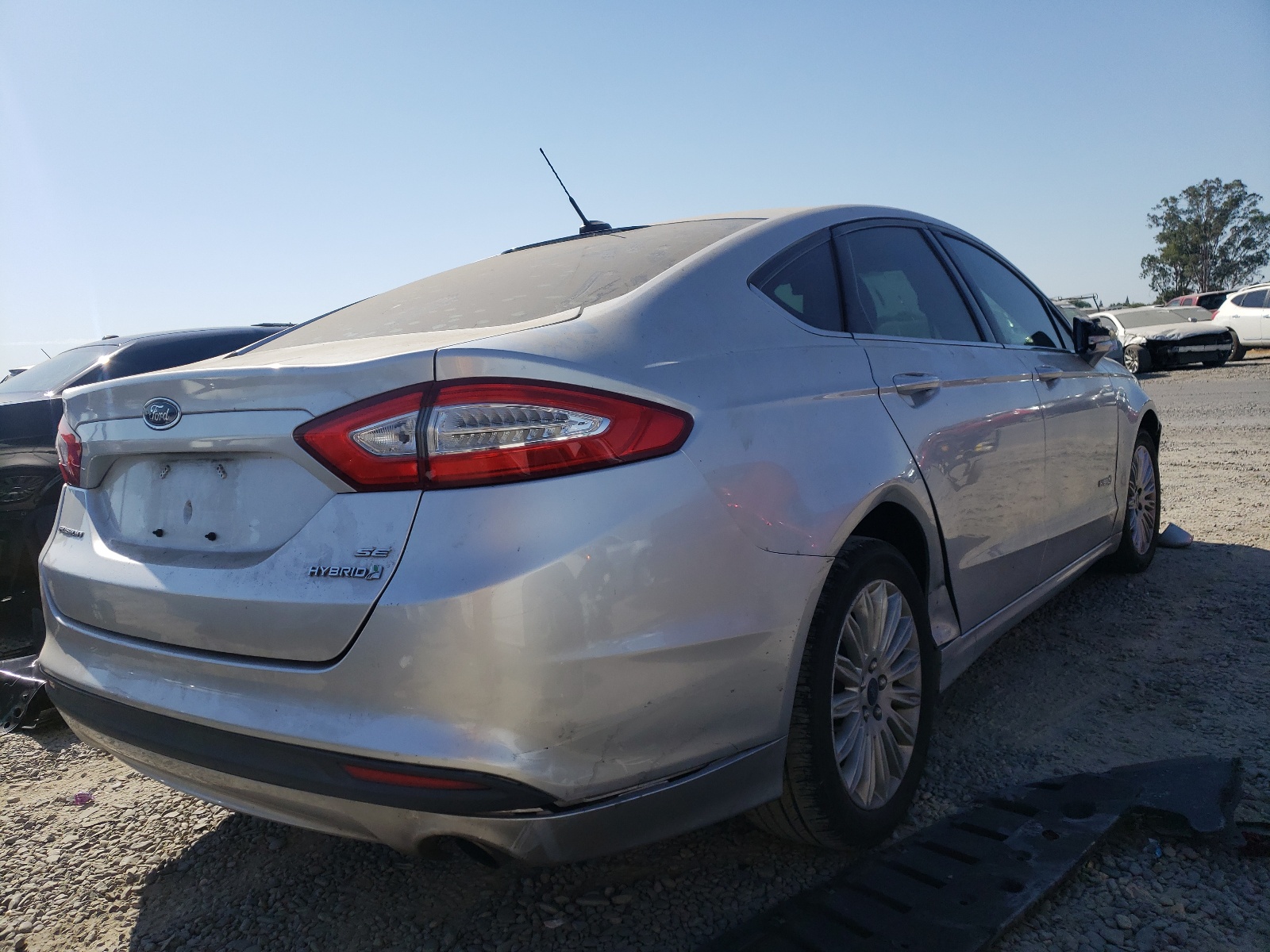 Photo 4 from auction – 2014 FORD FUSION SE with VIN 3FA6P0LU7ER379659