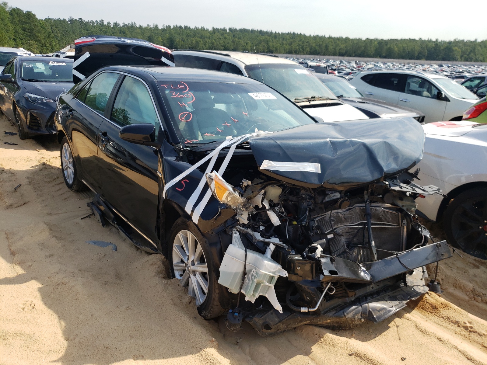 Photo 1 from auction – 2012 TOYOTA CAMRY HYBR with VIN 4T1BD1FK5CU005389