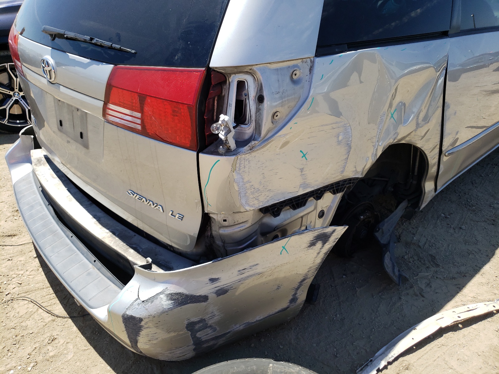 Photo 9 from auction – 2005 TOYOTA SIENNA CE with VIN 5TDZA23C75S356228
