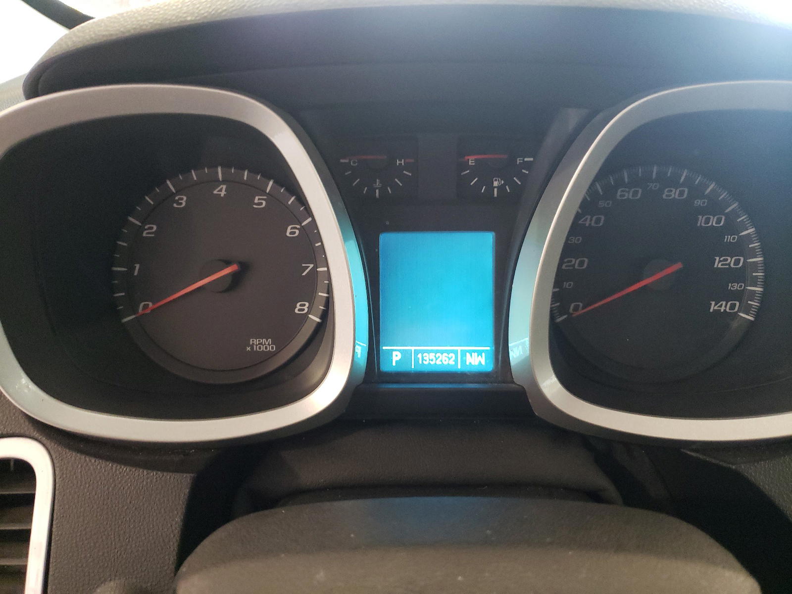 Photo 8 from auction – 2011 CHEVROLET EQUINOX LT with VIN 2CNALPEC0B6370233