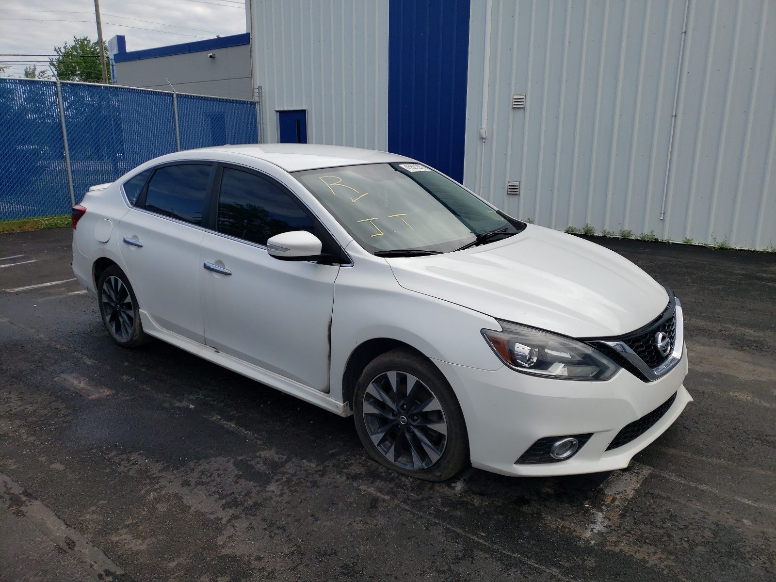 NISSAN SENTRA SR 2017 with VIN 3N1CB7AP6HY204091 - Photo from auction