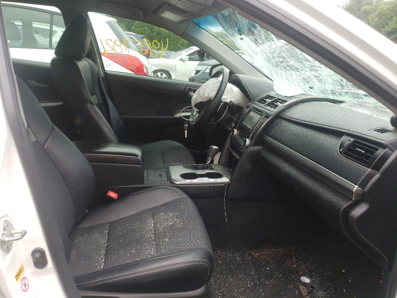 Photo 5 from auction – 2014 TOYOTA CAMRY L with VIN 4T1BF1FK0EU378207
