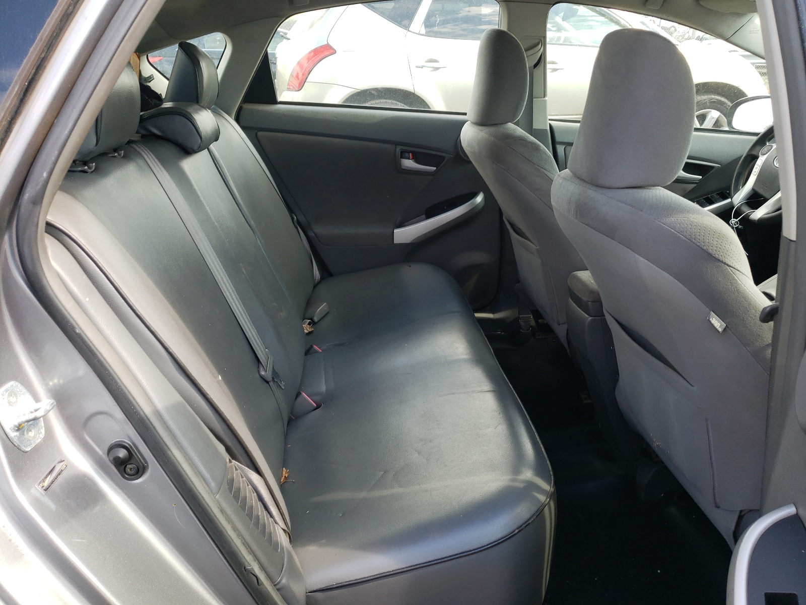 Photo 6 from auction – 2010 TOYOTA PRIUS with VIN JTDKN3DUXA0009895