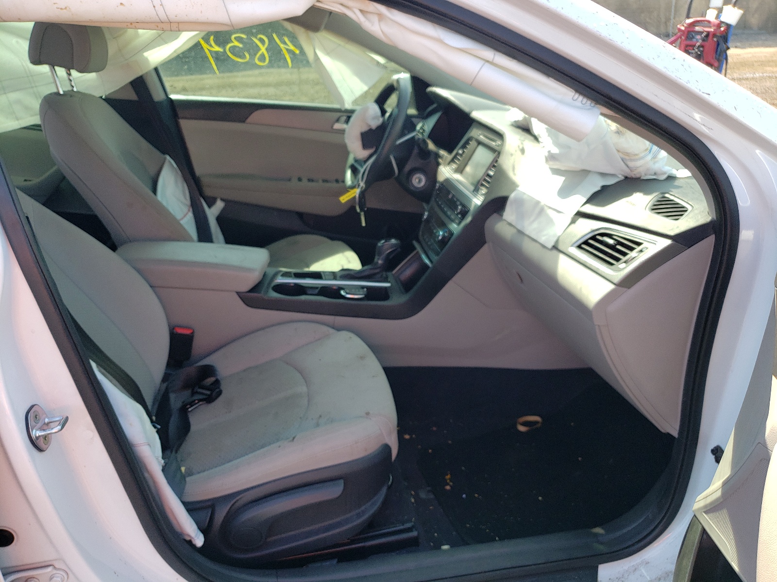 Photo 5 from auction – 2016 HYUNDAI SONATA SE with VIN 5NPE24AF2GH344419