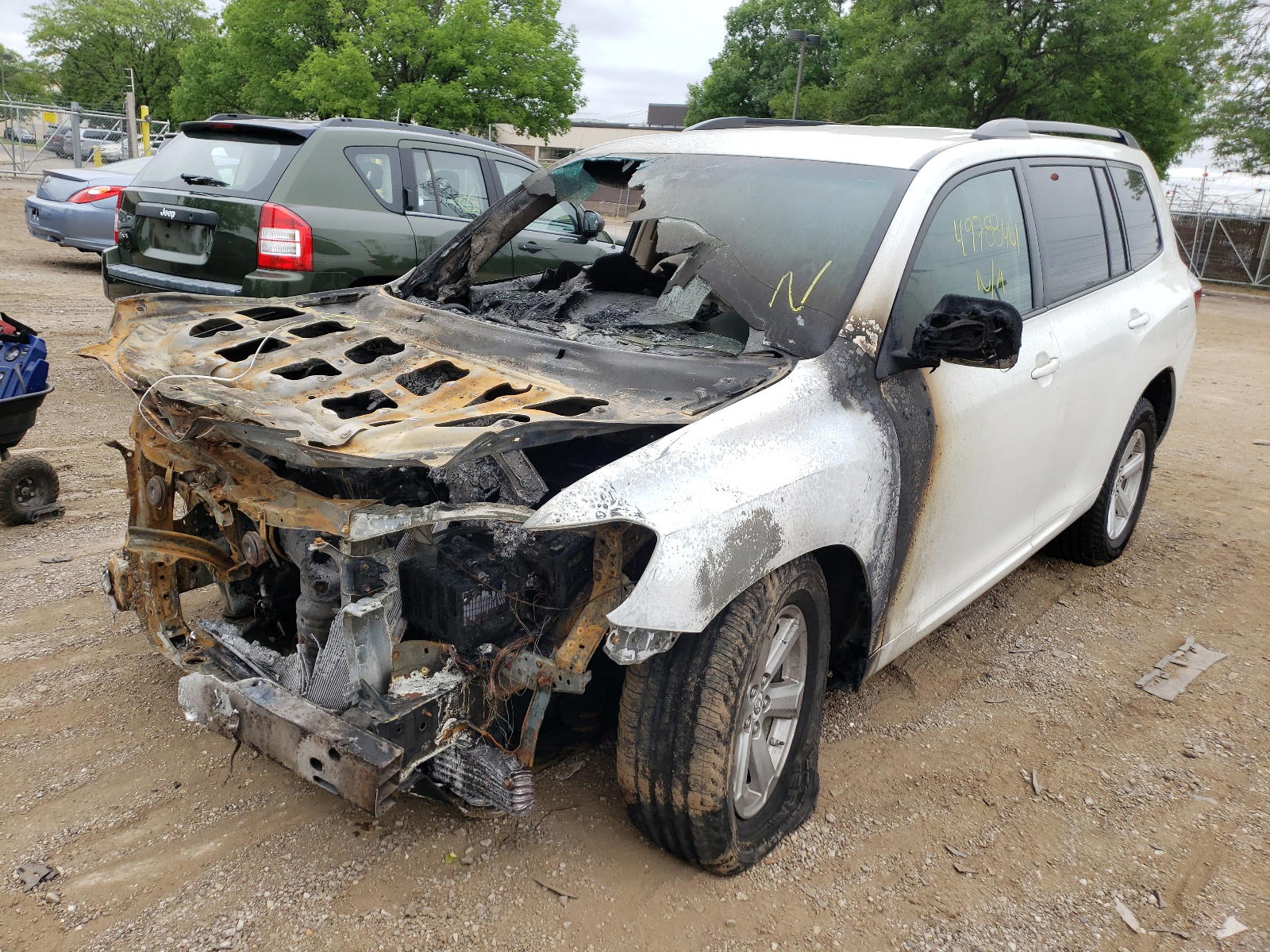 Photo 2 from auction – 2010 TOYOTA HIGHLANDER with VIN JTEBK3EH6A2161392