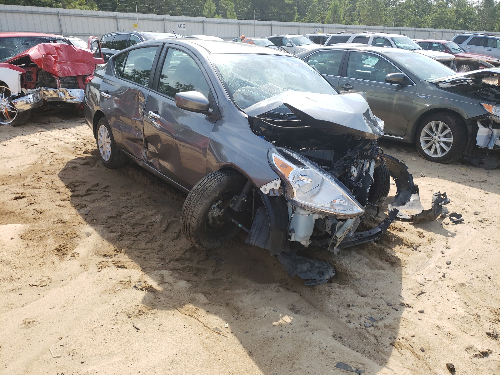 NISSAN VERSA S 2017 with VIN 3N1CN7AP6HL868945 - Photo from auction