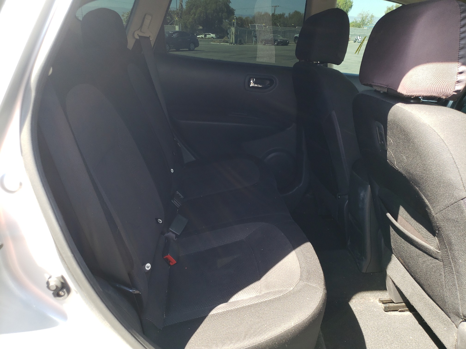 Photo 6 from auction – 2013 NISSAN ROGUE S with VIN JN8AS5MT6DW500641