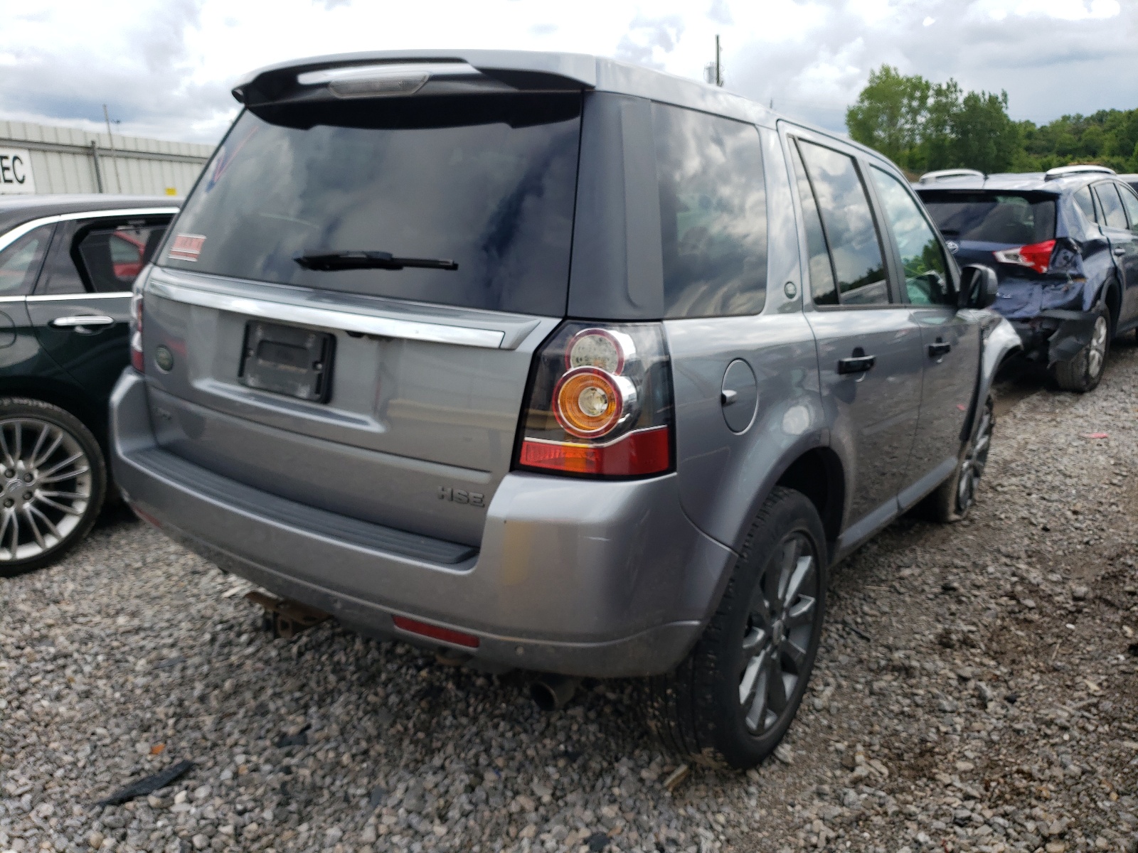 Photo 4 from auction – 2013 LAND ROVER LR2 HSE with VIN SALFR2BG1DH366295