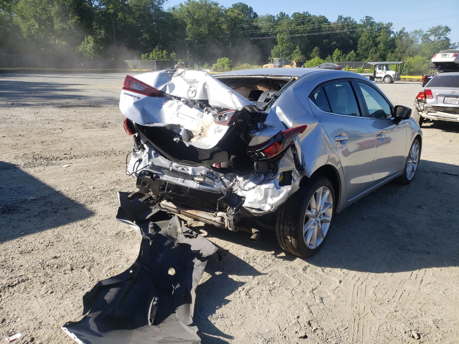 Photo 4 from auction – 2017 MAZDA 3 TOURING with VIN 3MZBN1V71HM123852