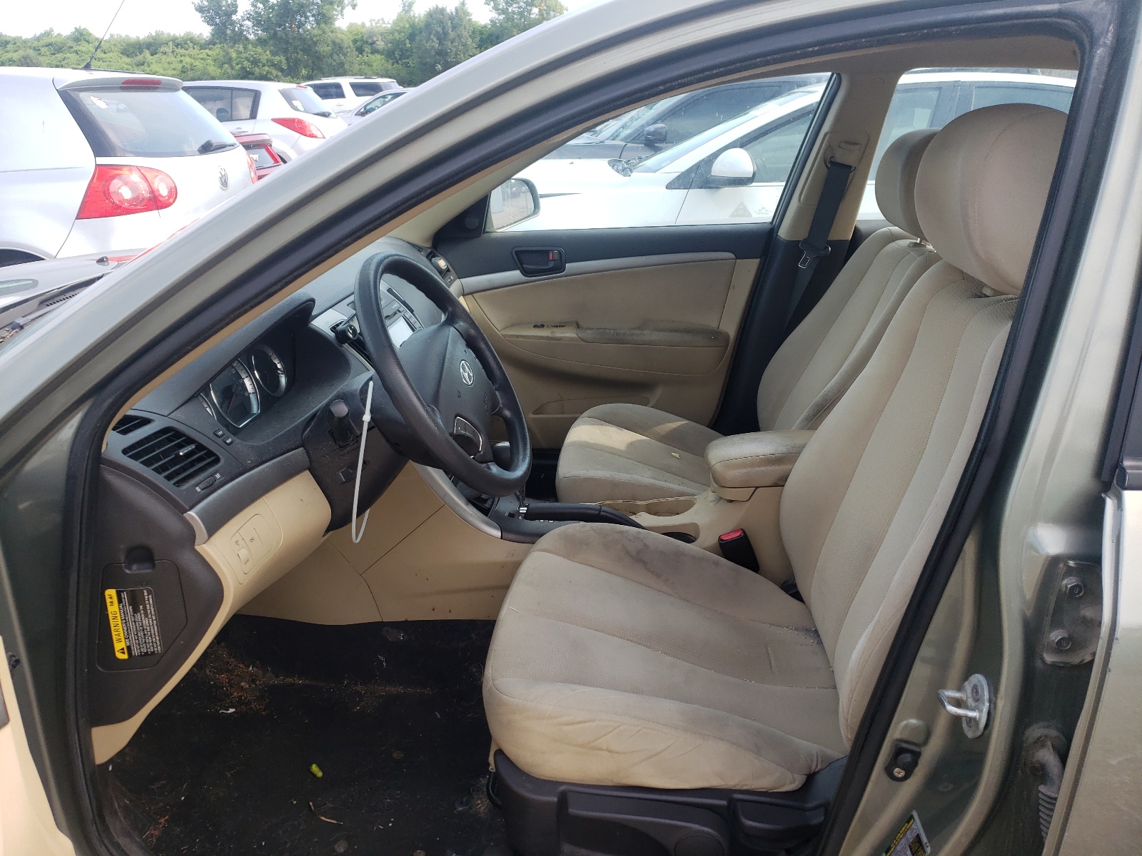 Photo 5 from auction – 2010 HYUNDAI SONATA GLS with VIN 5NPET4AC8AH657503