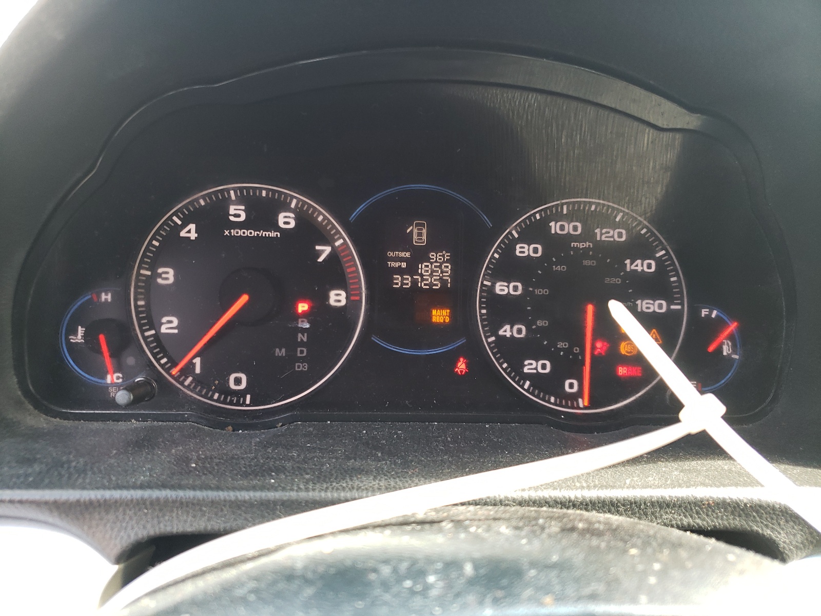 Photo 8 from auction – 2005 ACURA TSX with VIN JH4CL96975C000998