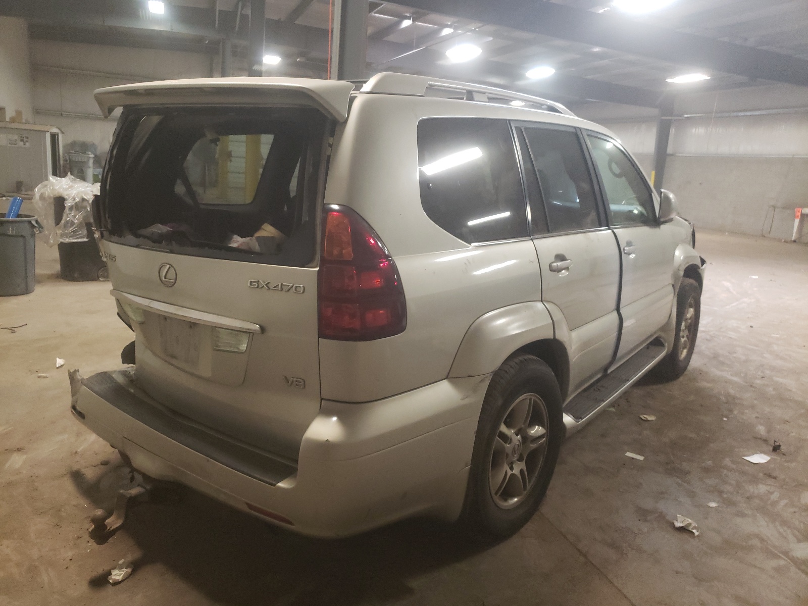 Photo 4 from auction – 2004 LEXUS GX 470 with VIN JTJBT20X440061492