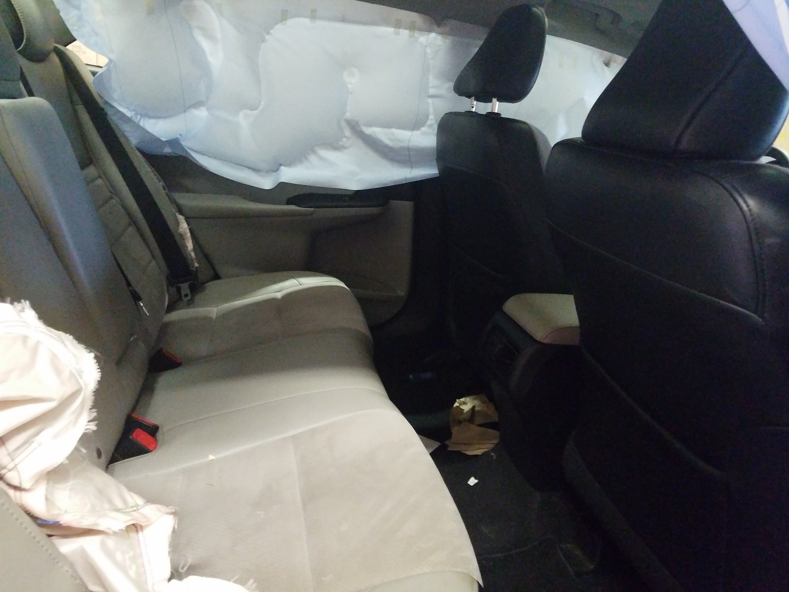 Photo 6 from auction – 2016 TOYOTA CAMRY LE with VIN 4T1BF1FK2GU518759