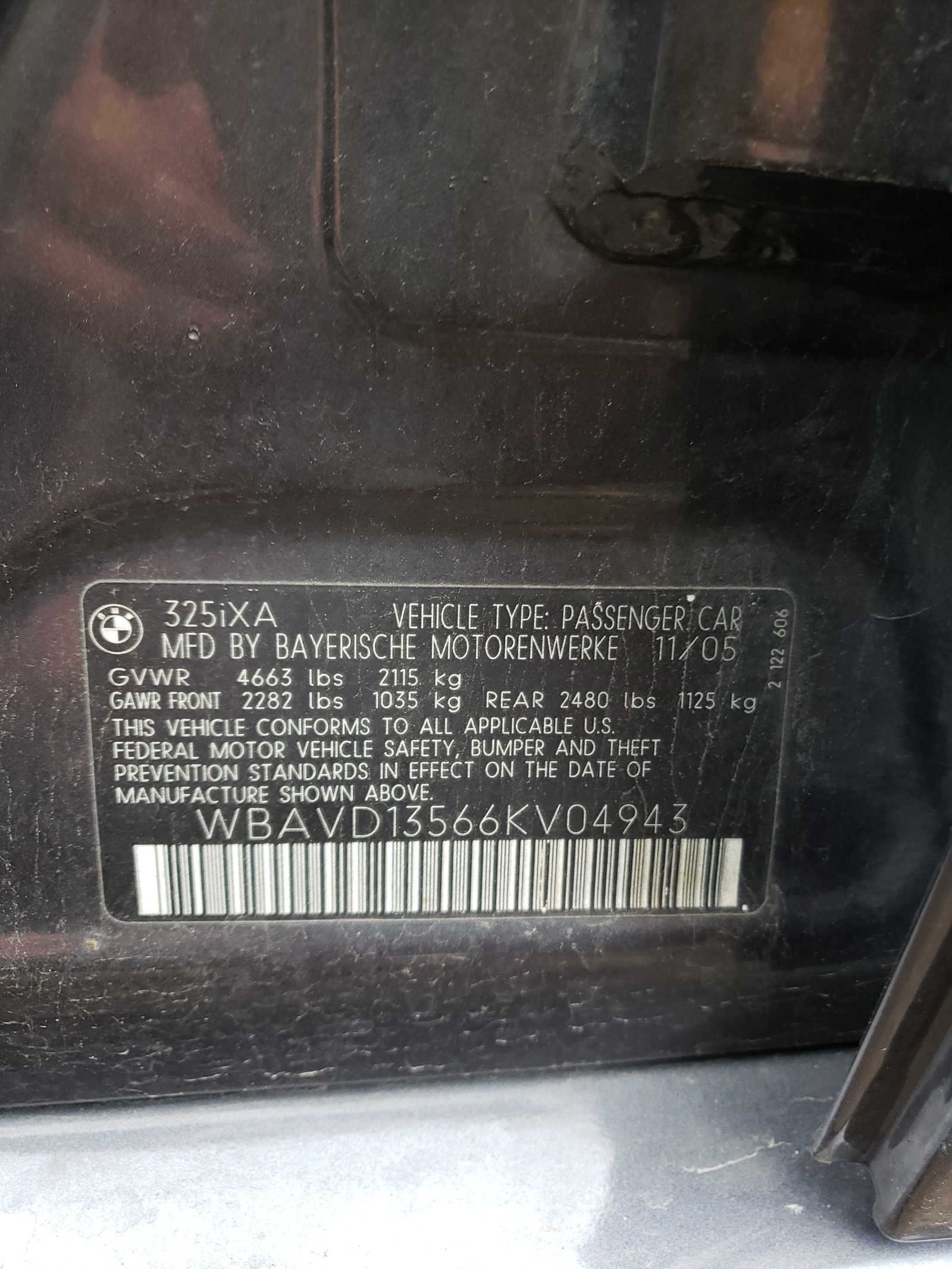 Photo 10 from auction – 2006 BMW 325 XI with VIN WBAVD13566KV04943