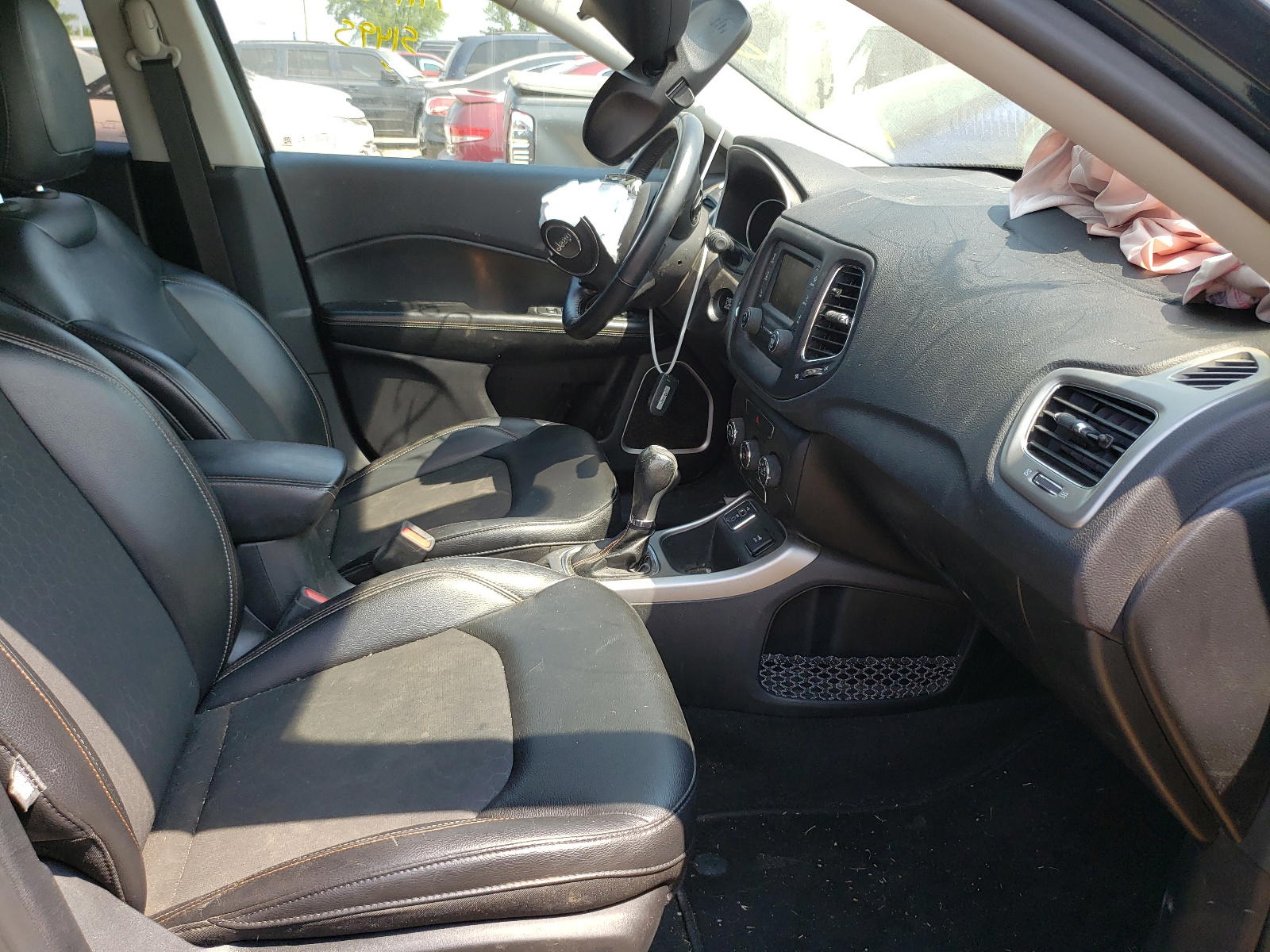 Photo 5 from auction – 2018 JEEP COMPASS LA with VIN 3C4NJCBB9JT139874