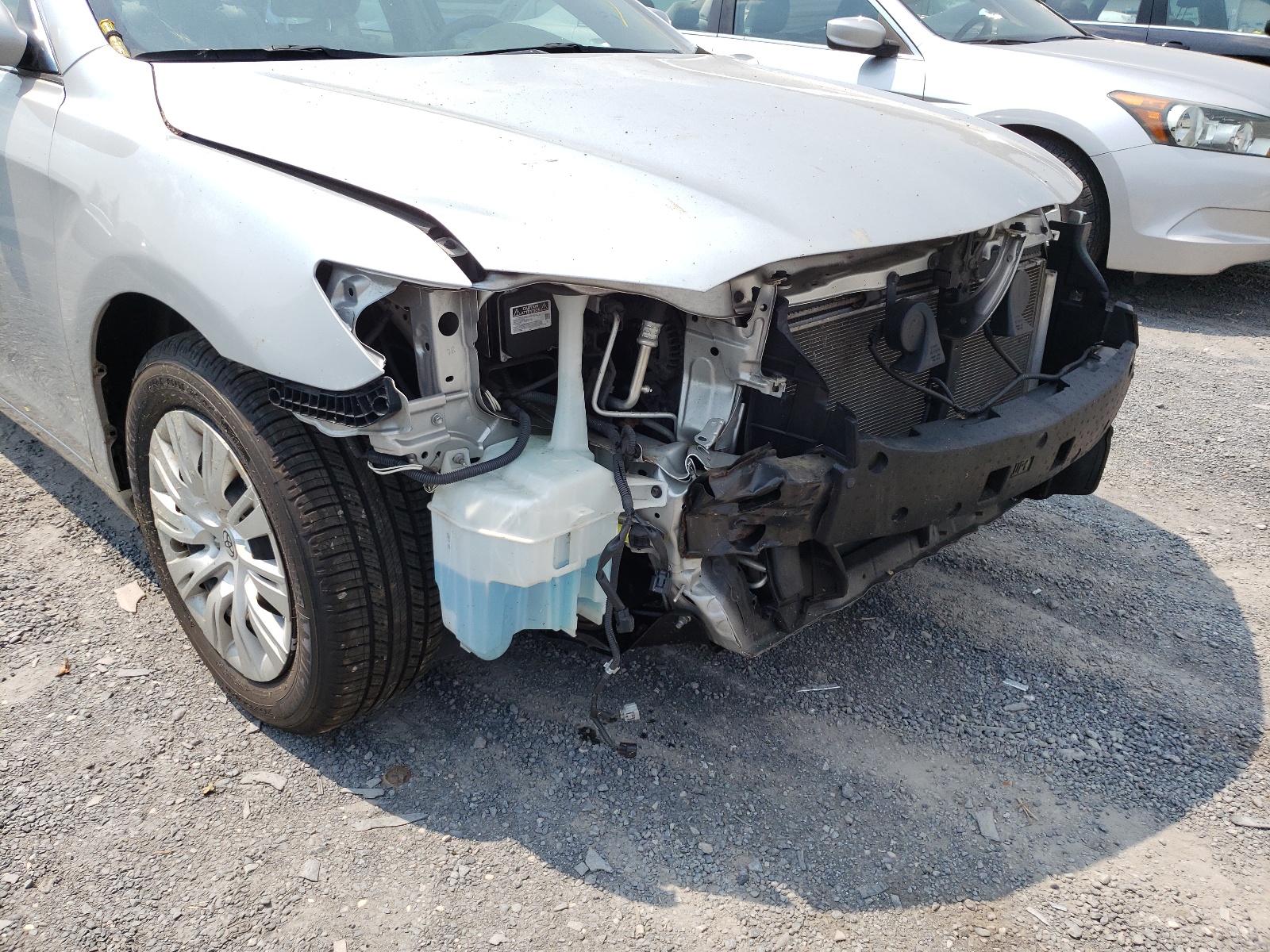 Photo 9 from auction – 2010 TOYOTA CAMRY BASE with VIN 4T1BF3EK2AU011039