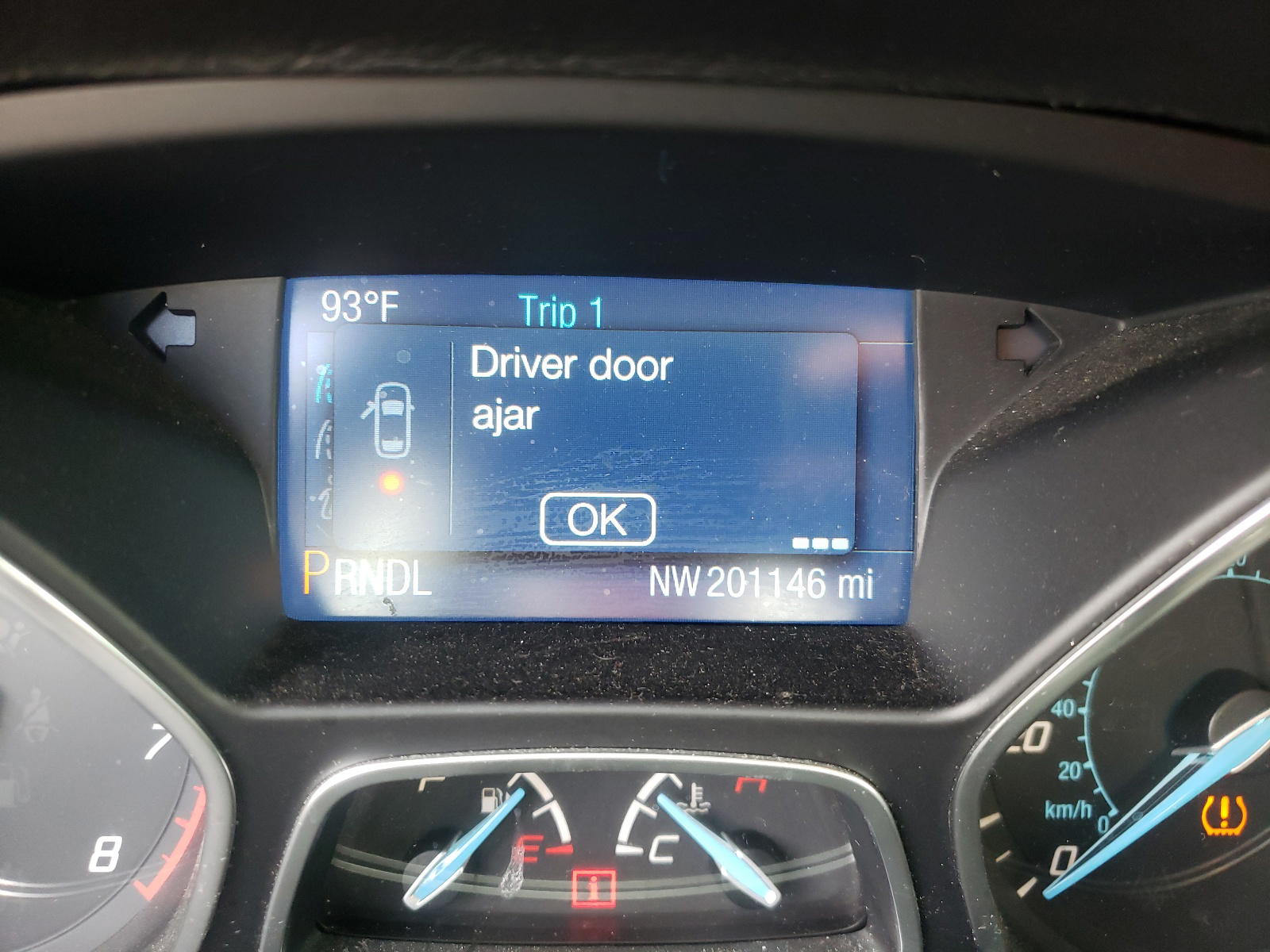 Photo 8 from auction – 2014 FORD FOCUS SE with VIN 1FADP3F25EL353384
