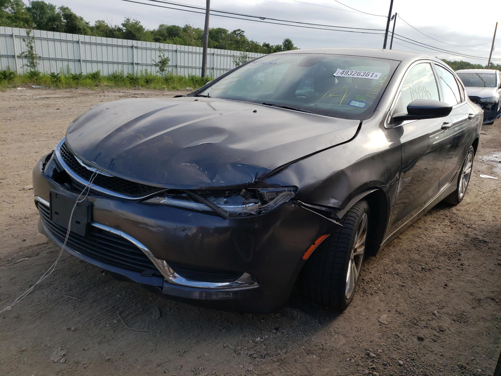 Photo 2 from auction – 2016 CHRYSLER 200 LIMITE with VIN 1C3CCCAB1GN117450