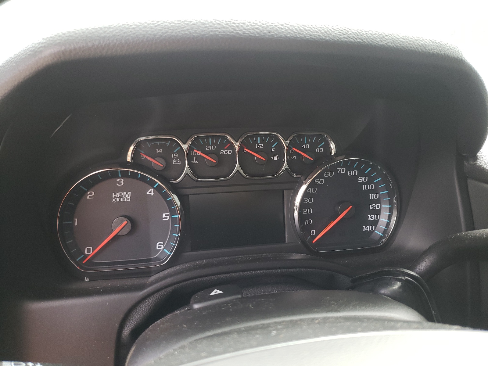 Photo 8 from auction – 2020 GMC YUKON SLT with VIN 1GKS2BKC2LR158513