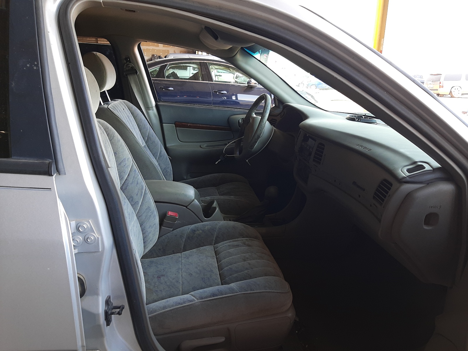 Photo 5 from auction – 2000 CHEVROLET IMPALA with VIN 2G1WF55KXY9167430