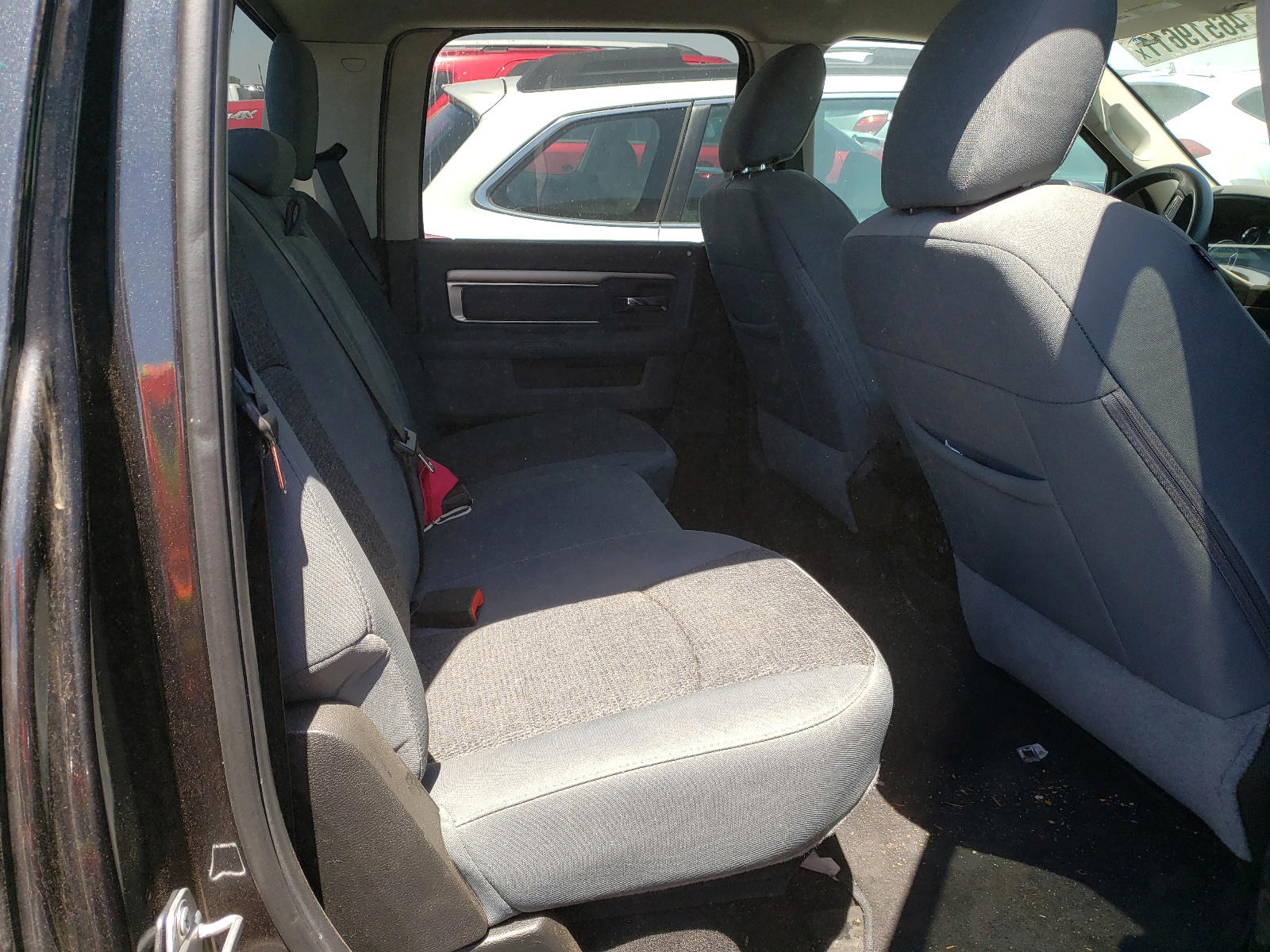 Photo 6 from auction – 2018 RAM 1500 SLT with VIN 1C6RR7LTXJS281894