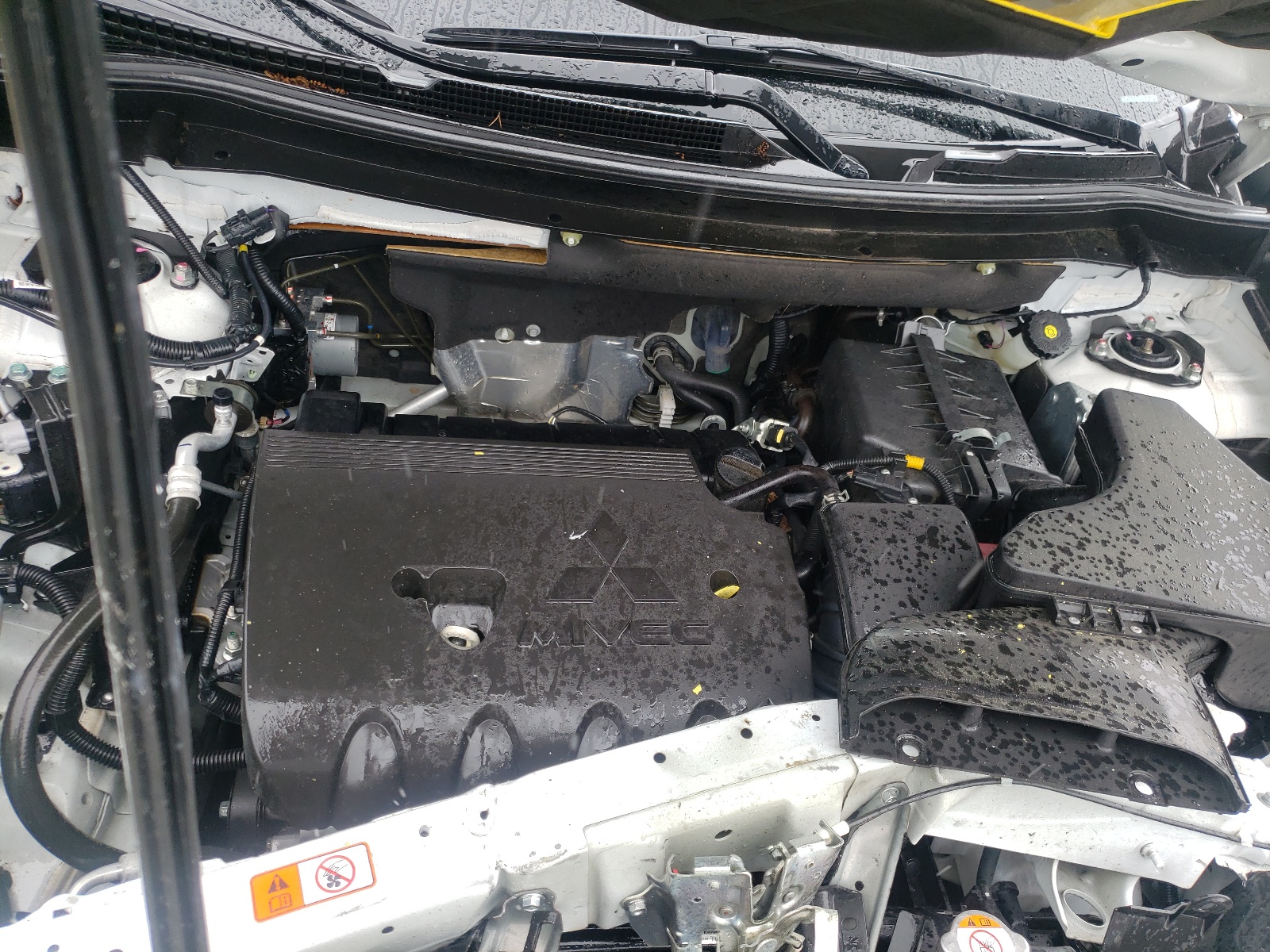 Photo 7 from auction – 2020 MITSUBISHI OUTLANDER with VIN JA4AD3A38LZ015570