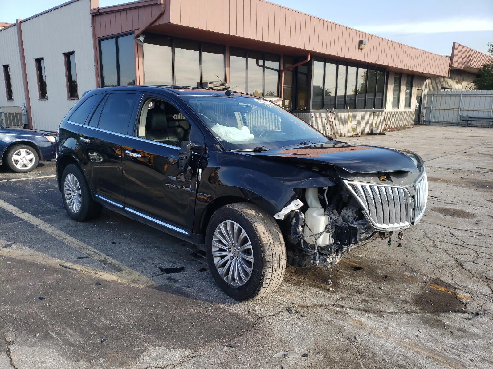 LINCOLN MKX 2012 with VIN 2LMDJ6JK6CBL02607 - Photo from auction