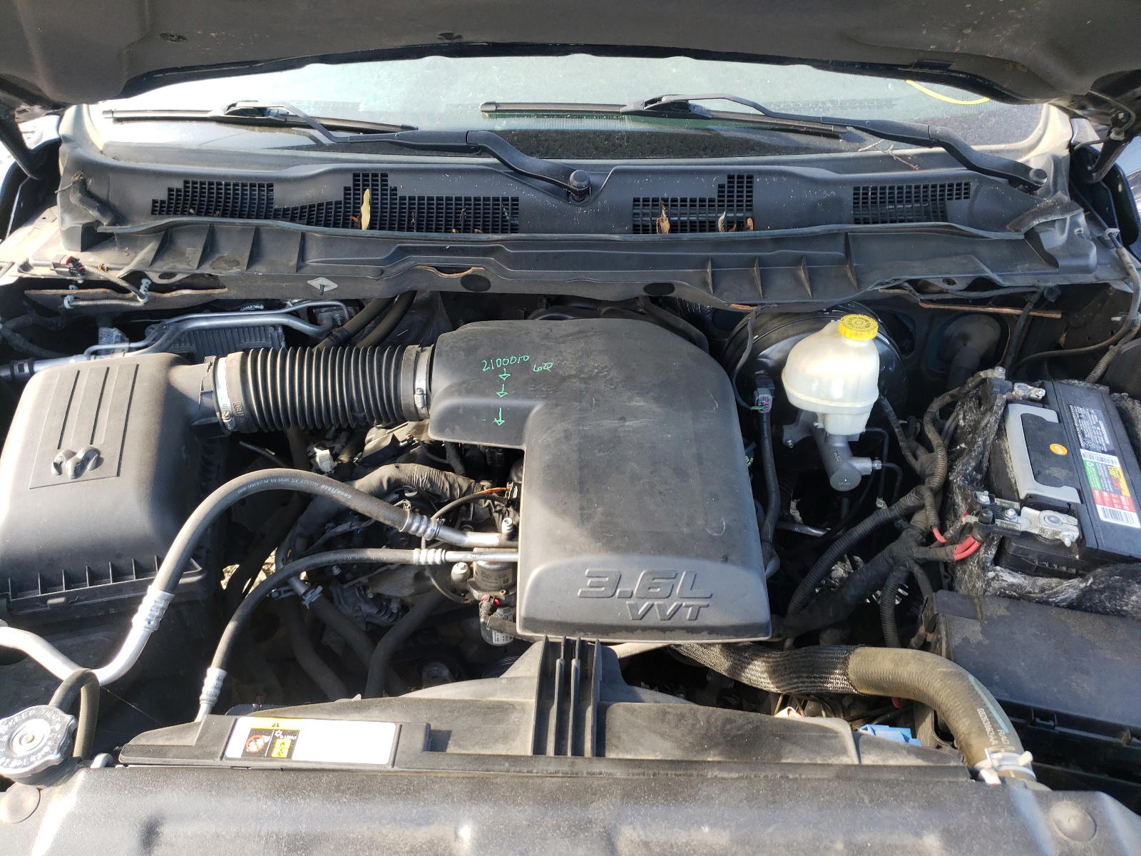 Photo 7 from auction – 2015 RAM 1500 SLT with VIN 1C6RR6GG7FS553235