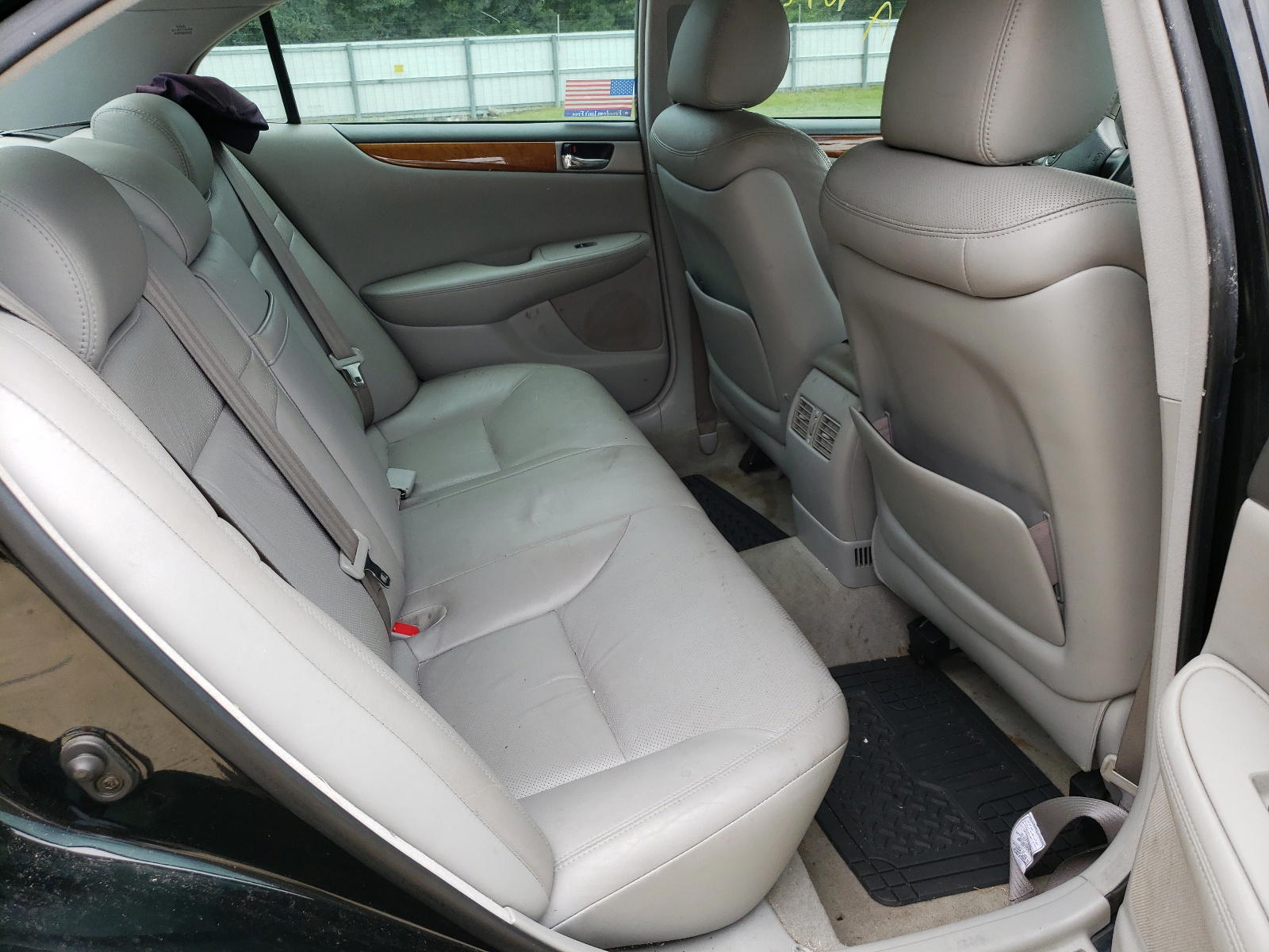 Photo 6 from auction – 2005 LEXUS ES 330 with VIN JTHBA30G955124555