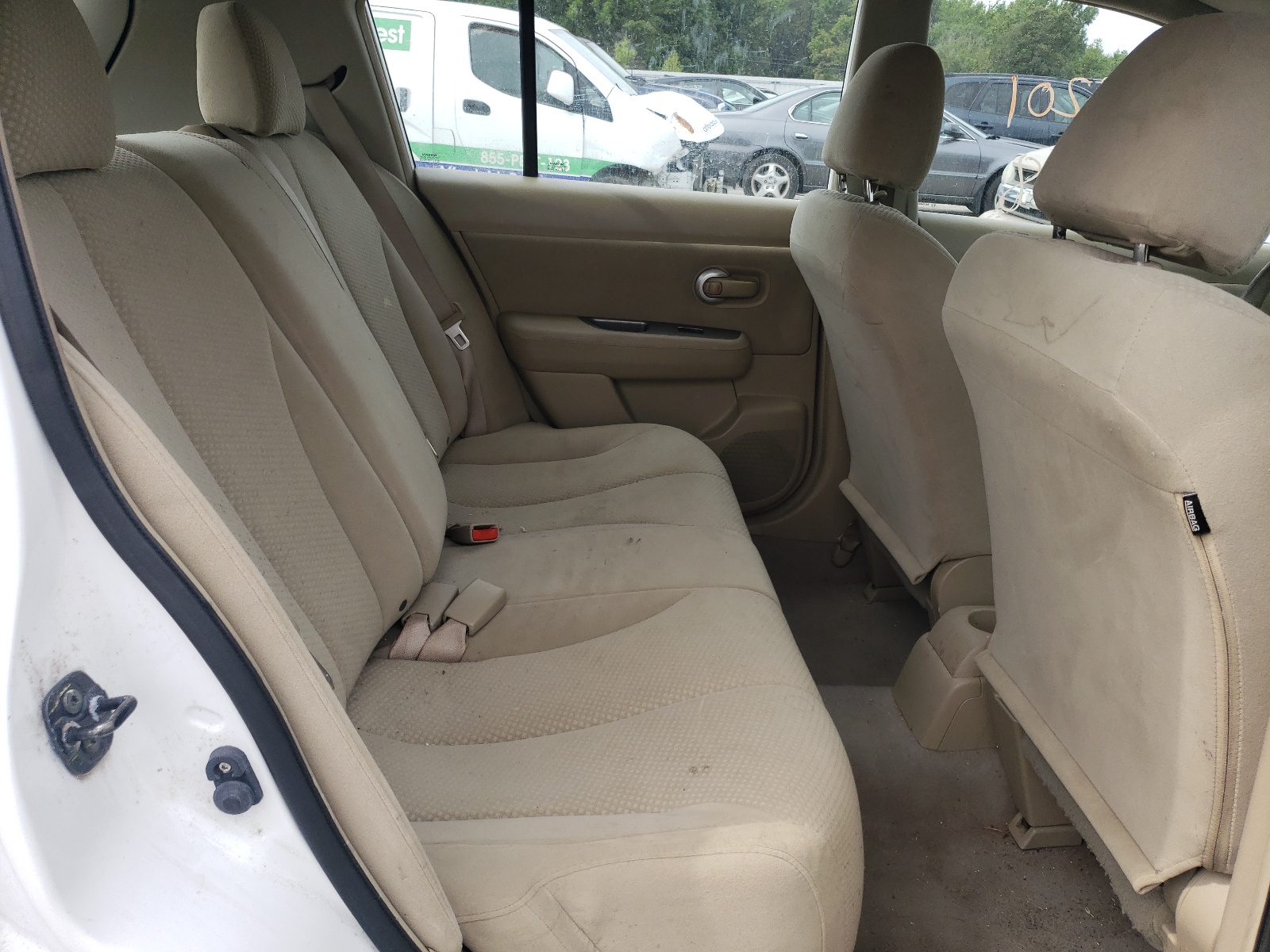 صورة رقم 6 من المزاد - 2011 NISSAN VERSA S مع VIN 3N1BC1CP4BL507667