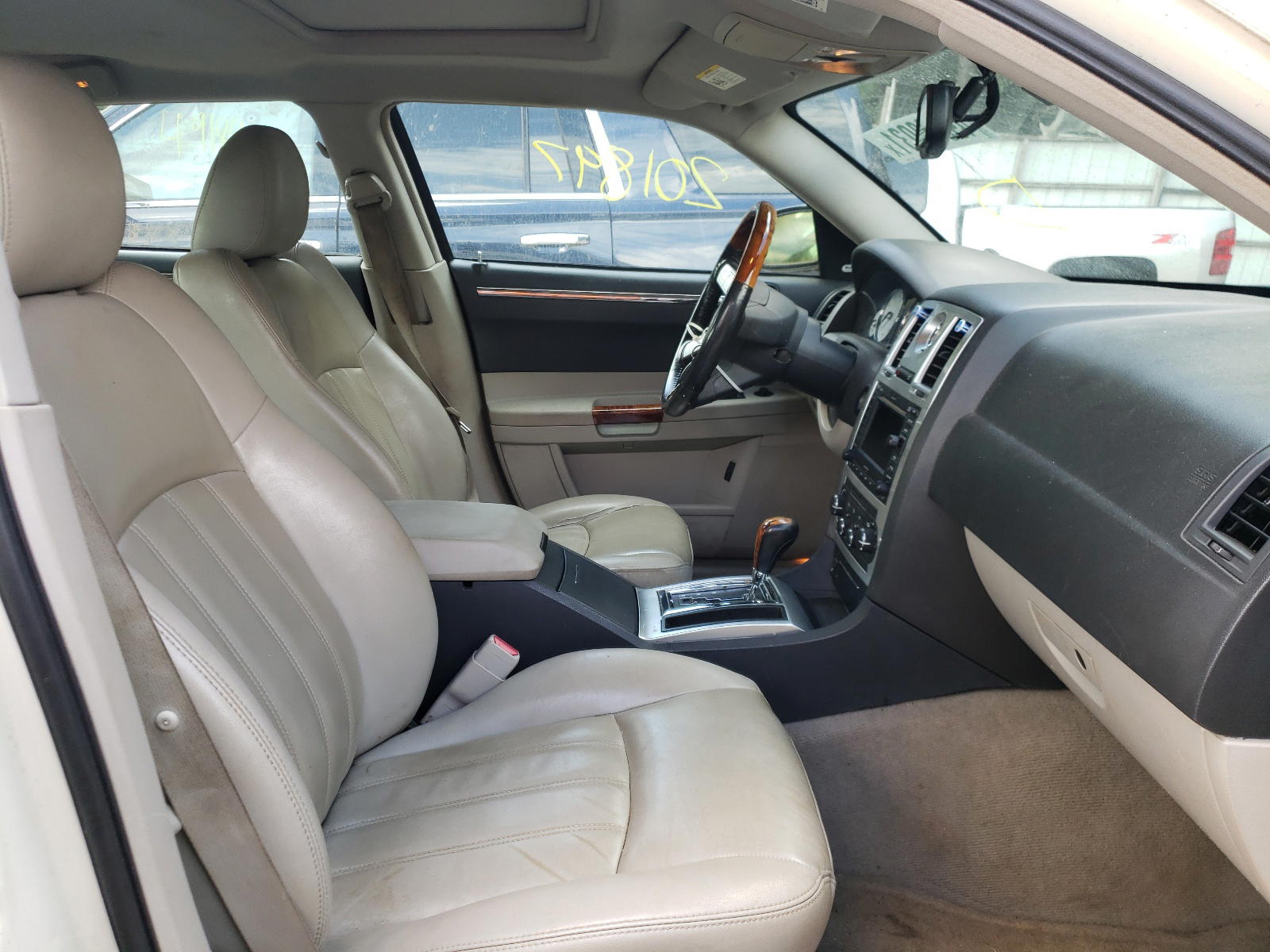 Photo 5 from auction – 2006 CHRYSLER 300C with VIN 2C3LA63H16H321441