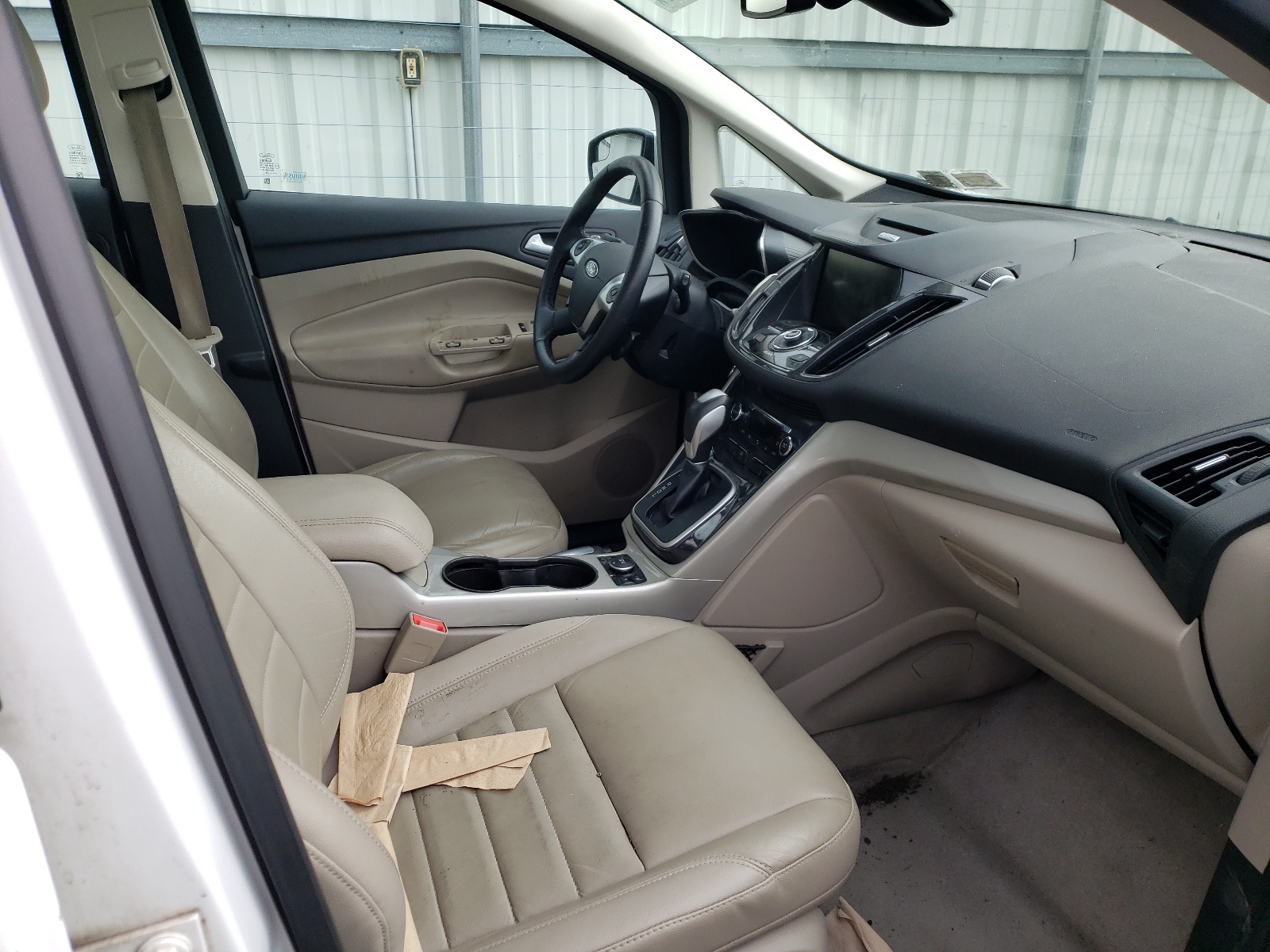 Foto 5 de la subasta – 2015 FORD C-MAX SEL con VIN 1FADP5BU0FL110988