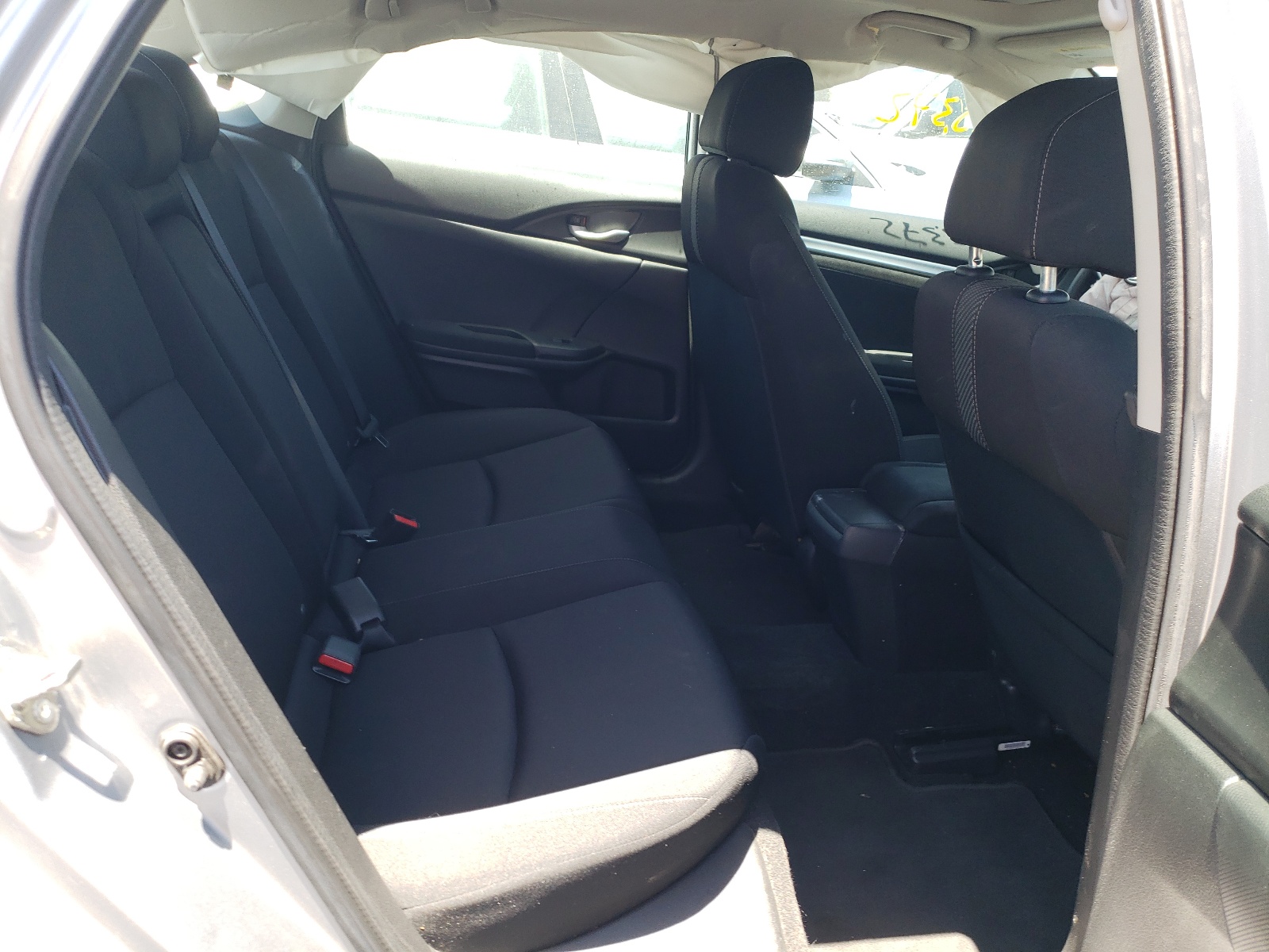Photo 6 from auction – 2018 HONDA CIVIC EX with VIN 2HGFC2F75JH515298