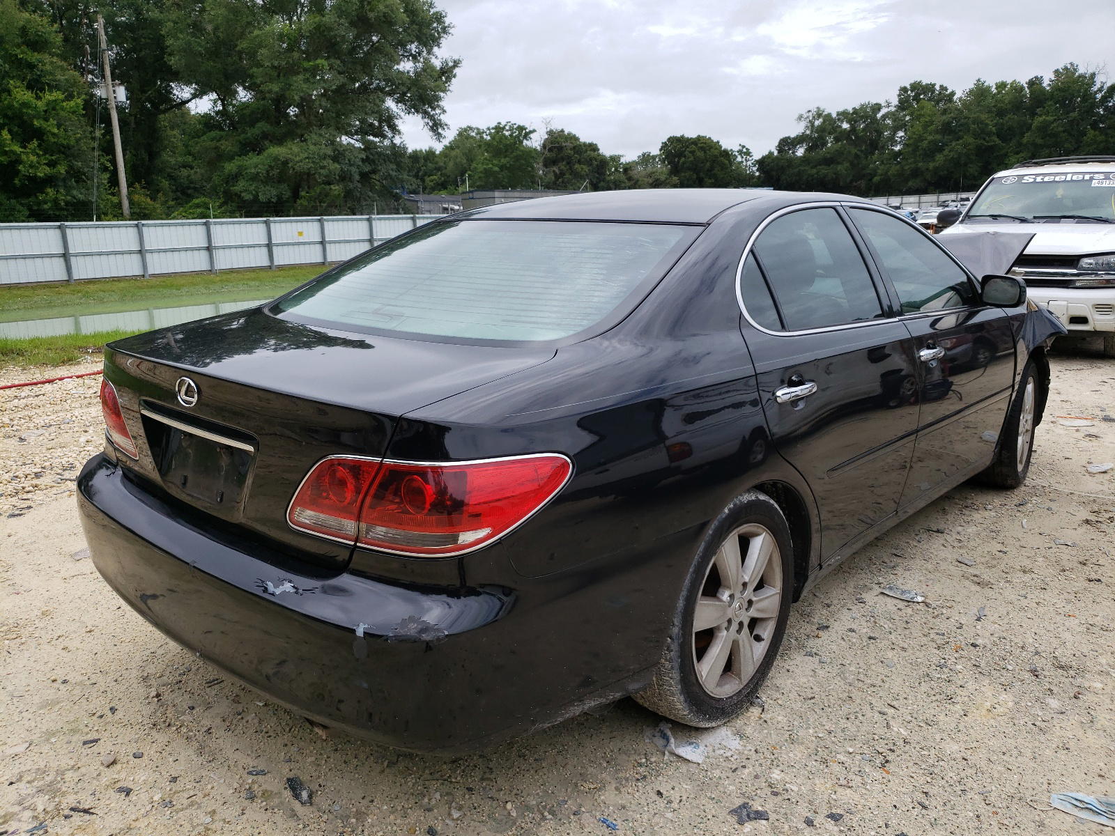 Photo 4 from auction – 2005 LEXUS ES 330 with VIN JTHBA30G955124555