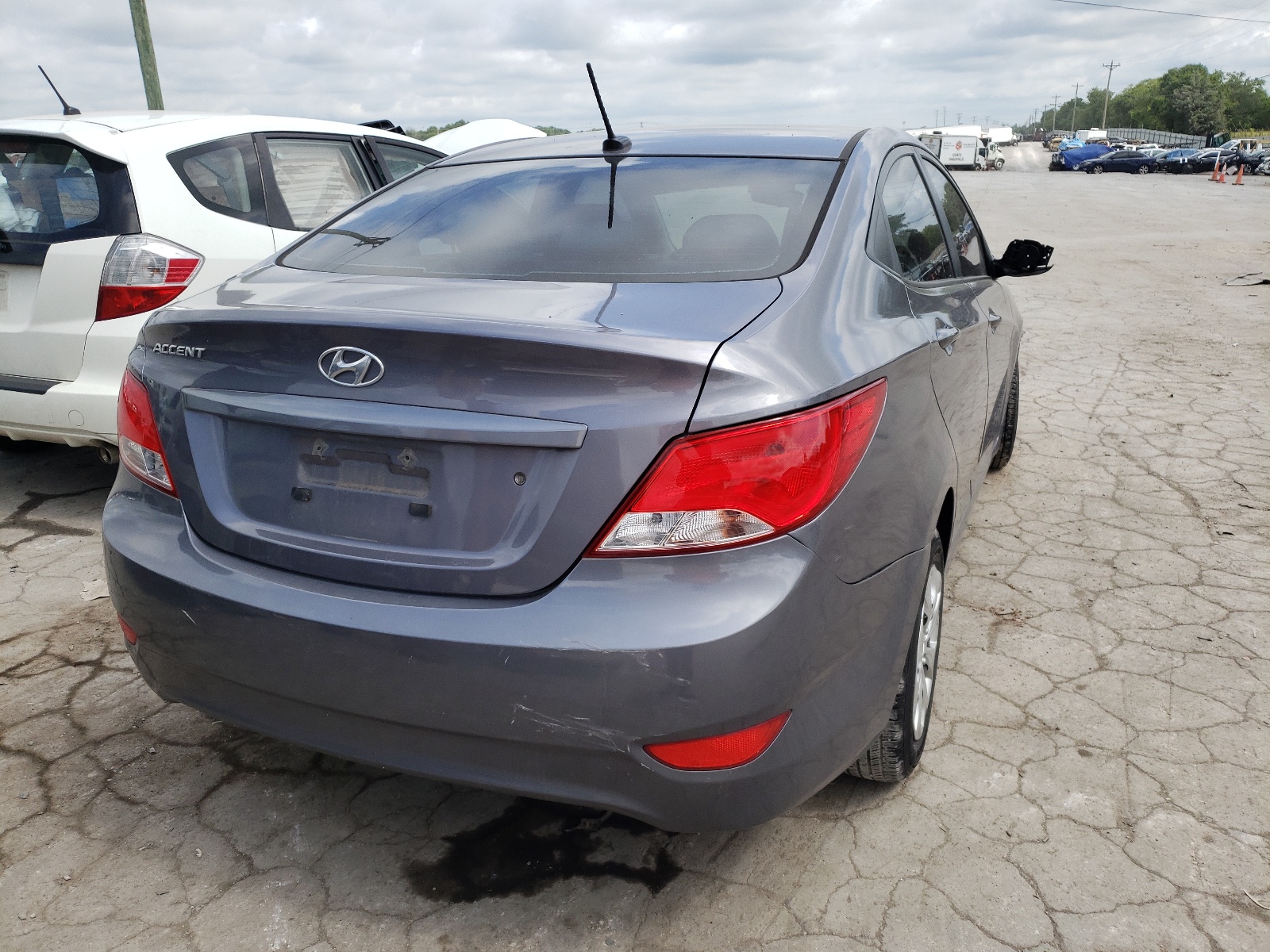 Photo 4 from auction – 2016 HYUNDAI ACCENT SE with VIN KMHCT4AE9GU970546