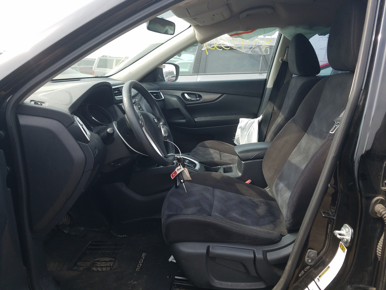 Foto 5 de la subasta – 2015 NISSAN ROGUE S con VIN KNMAT2MT7FP521874