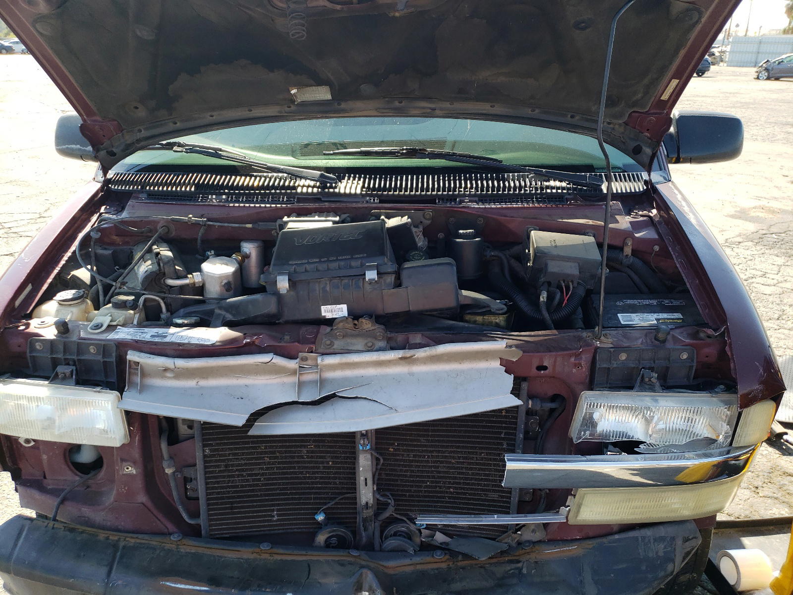 Photo 7 from auction – 2001 CHEVROLET ASTRO with VIN 1GNDM19W81B149191