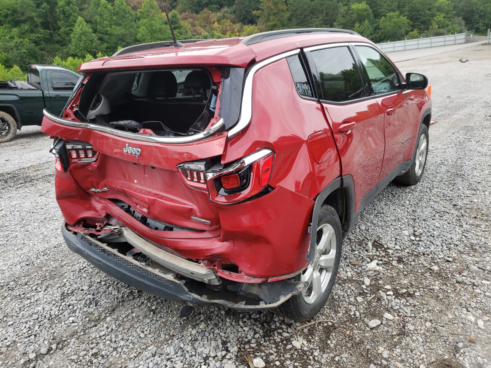 Photo 4 from auction – 2018 JEEP COMPASS LA with VIN 3C4NJDBB9JT155093
