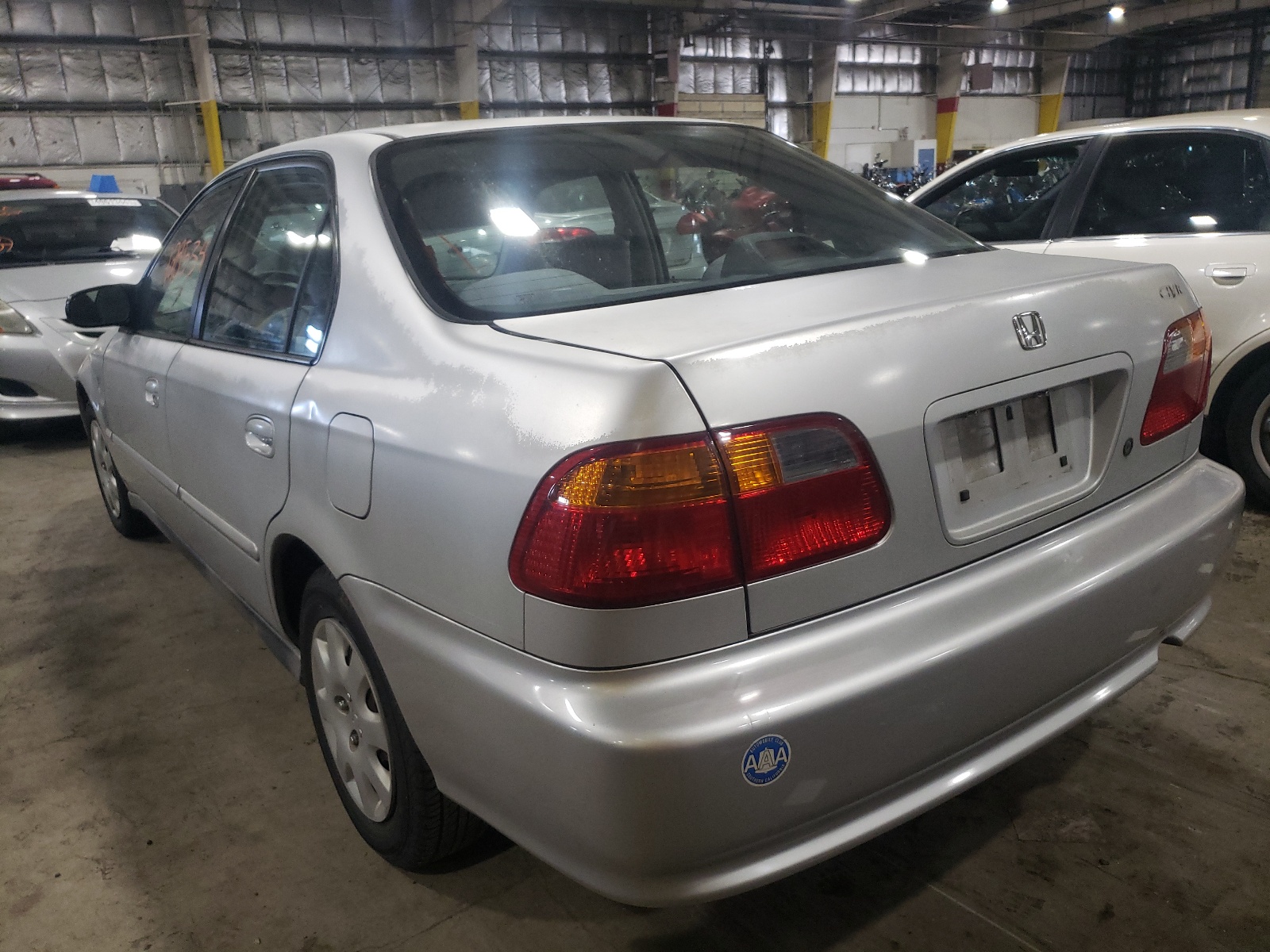 Photo 3 from auction – 1999 HONDA CIVIC BASE with VIN 2HGEJ6615XH508364