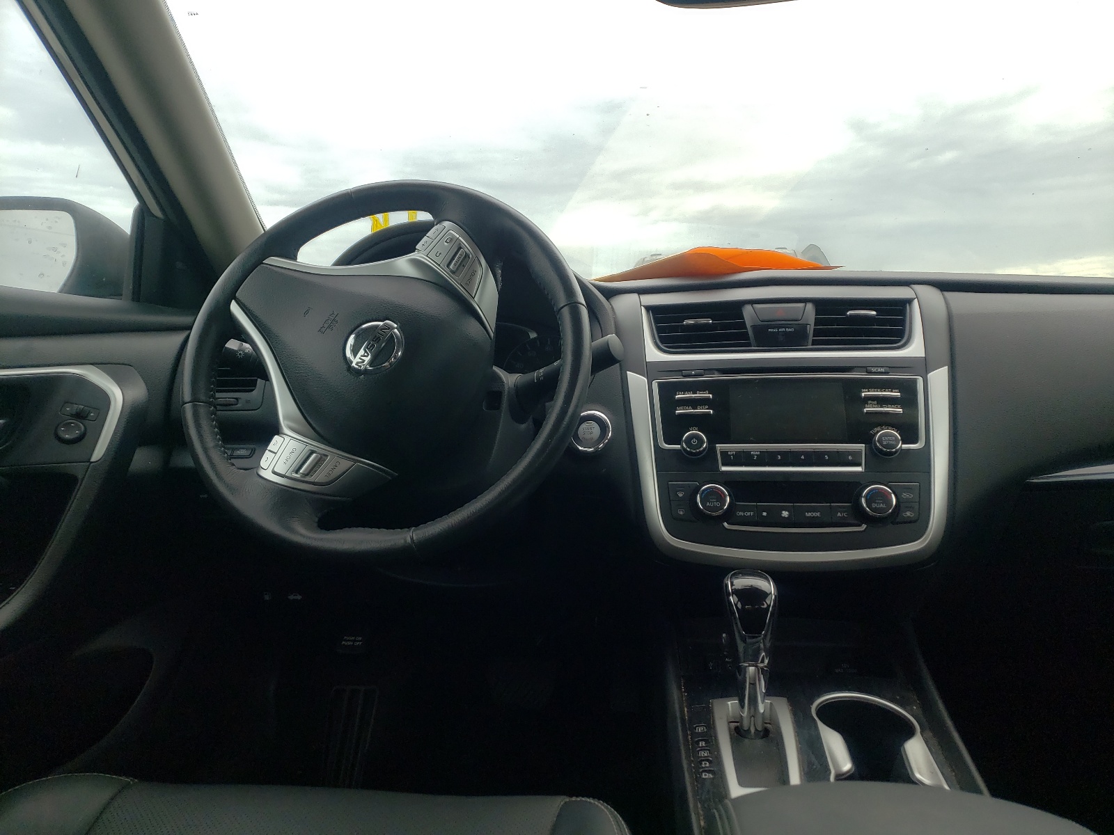 Photo 9 from auction – 2017 NISSAN ALTIMA 2.5 with VIN 1N4AL3AP3HC204090