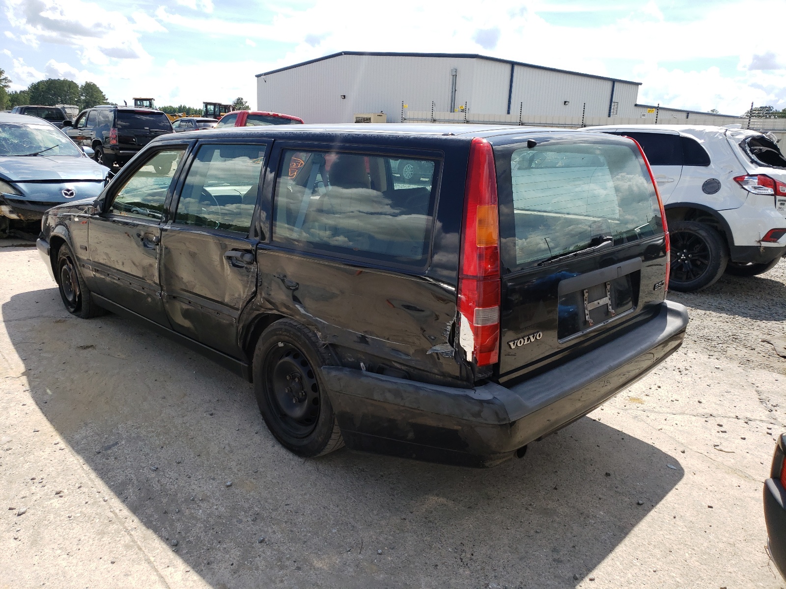 Photo 3 from auction – 1997 VOLVO 850 with VIN YV1LW554XV2326673