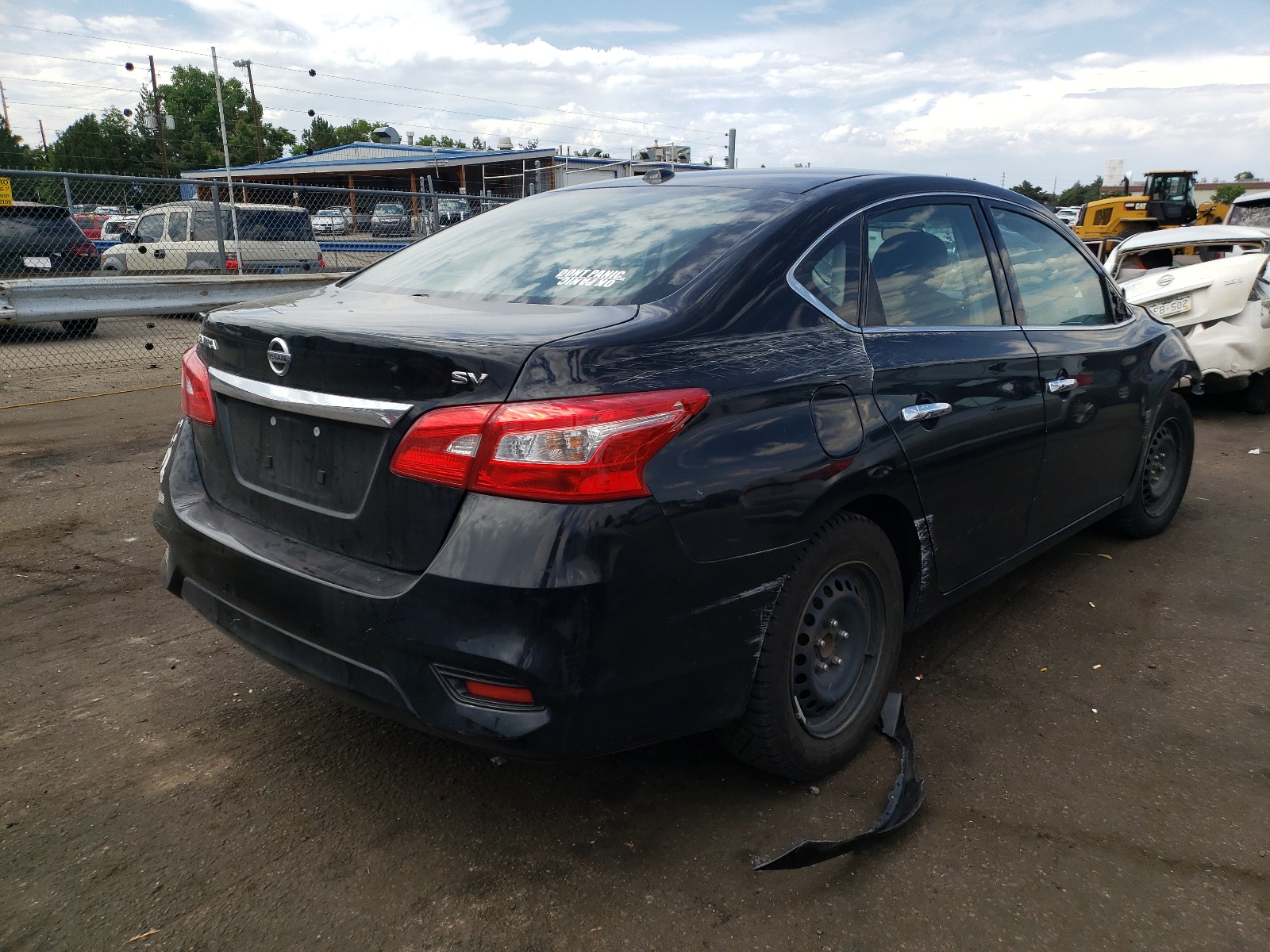 Photo 4 from auction – 2017 NISSAN SENTRA S with VIN 3N1AB7AP3HY313101