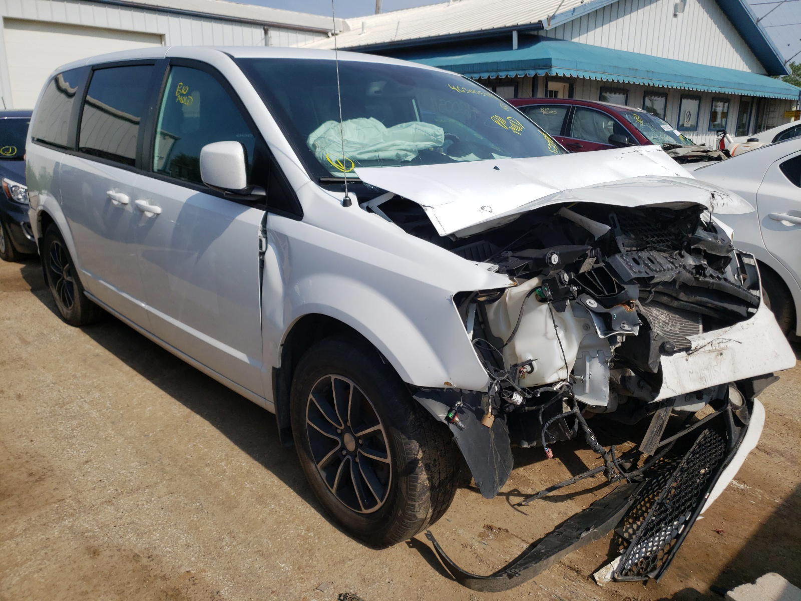 DODGE GRAND CARA 2019 with VIN 2C4RDGBG3KR501908 - Photo from auction