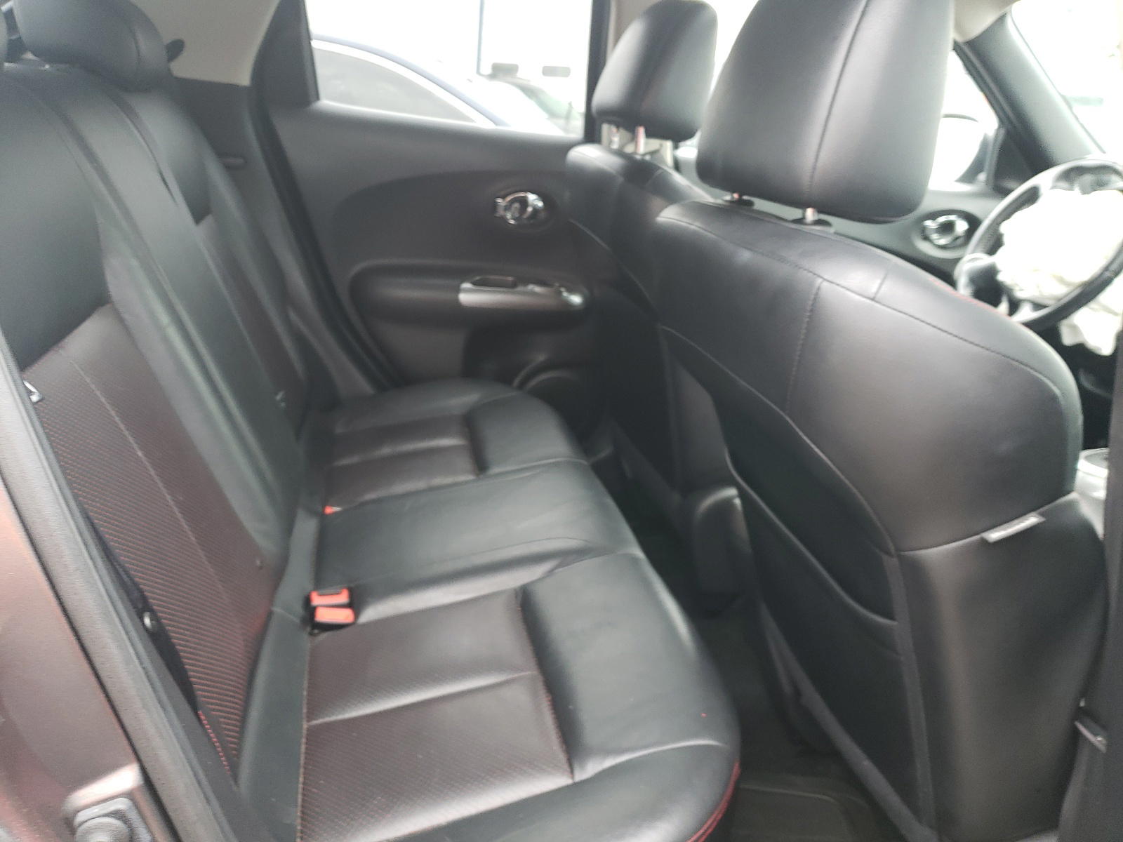Photo 6 from auction – 2012 NISSAN JUKE S with VIN JN8AF5MR7CT102332